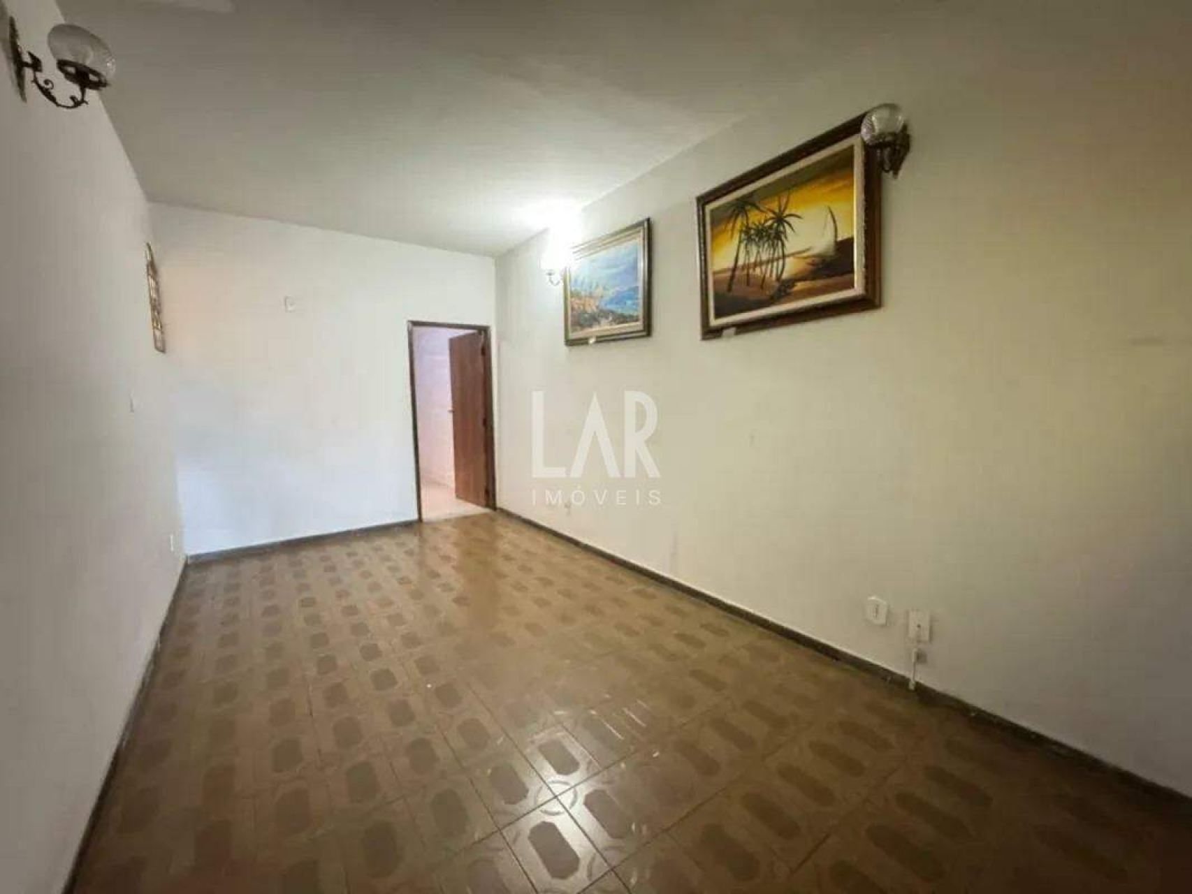Casa de 4 quartos à venda, Carlos Prates, Belo Horizonte - MG