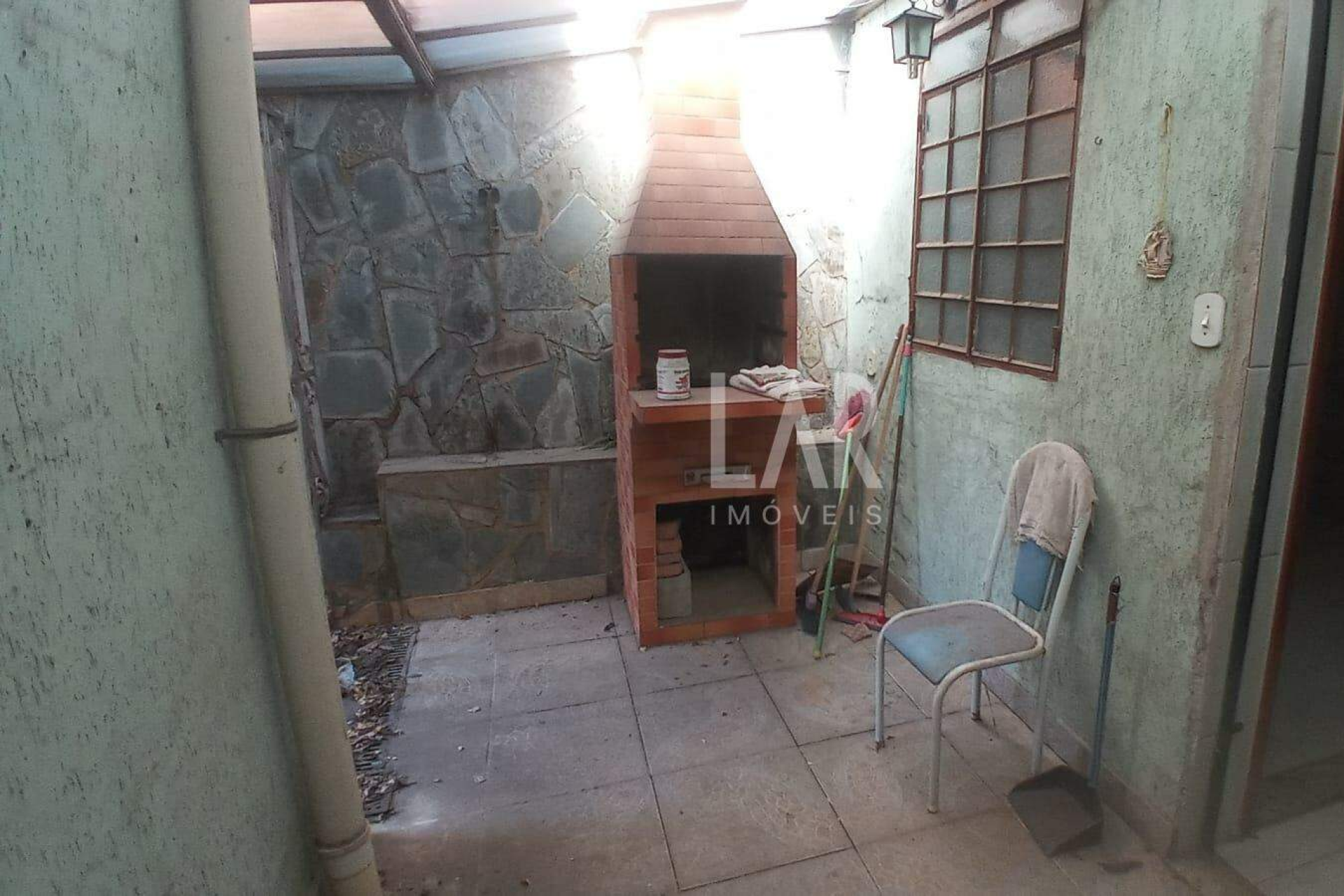 Casa de 4 quartos à venda, Carlos Prates, Belo Horizonte - MG