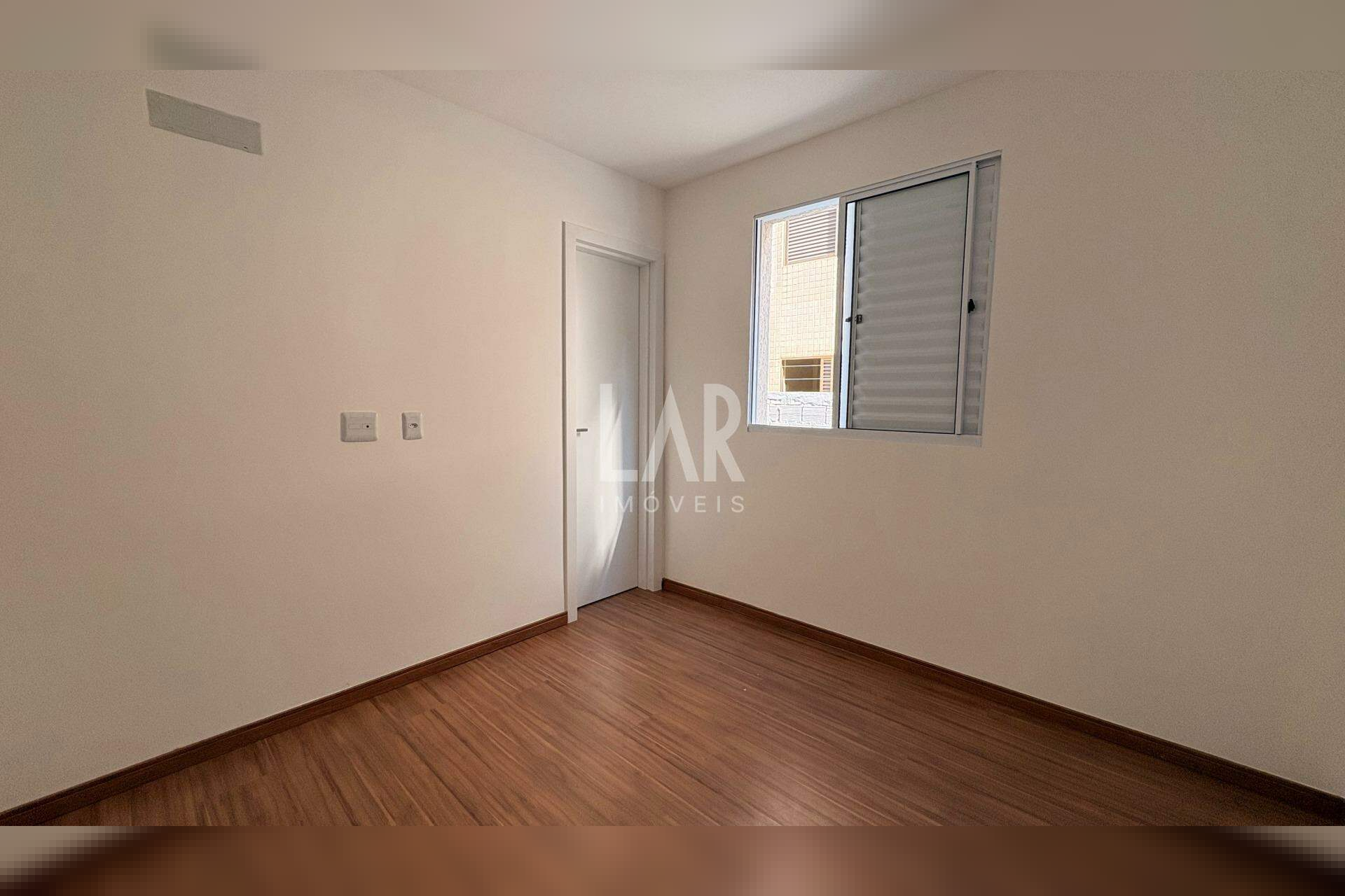Apartamento de 2 quartos à venda, Vila Paris, Belo Horizonte - MG