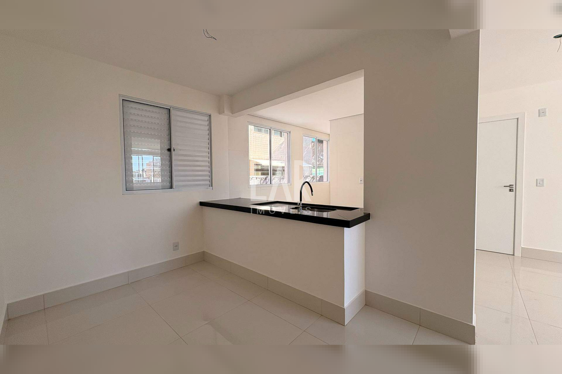 Apartamento de 2 quartos à venda, Vila Paris, Belo Horizonte - MG