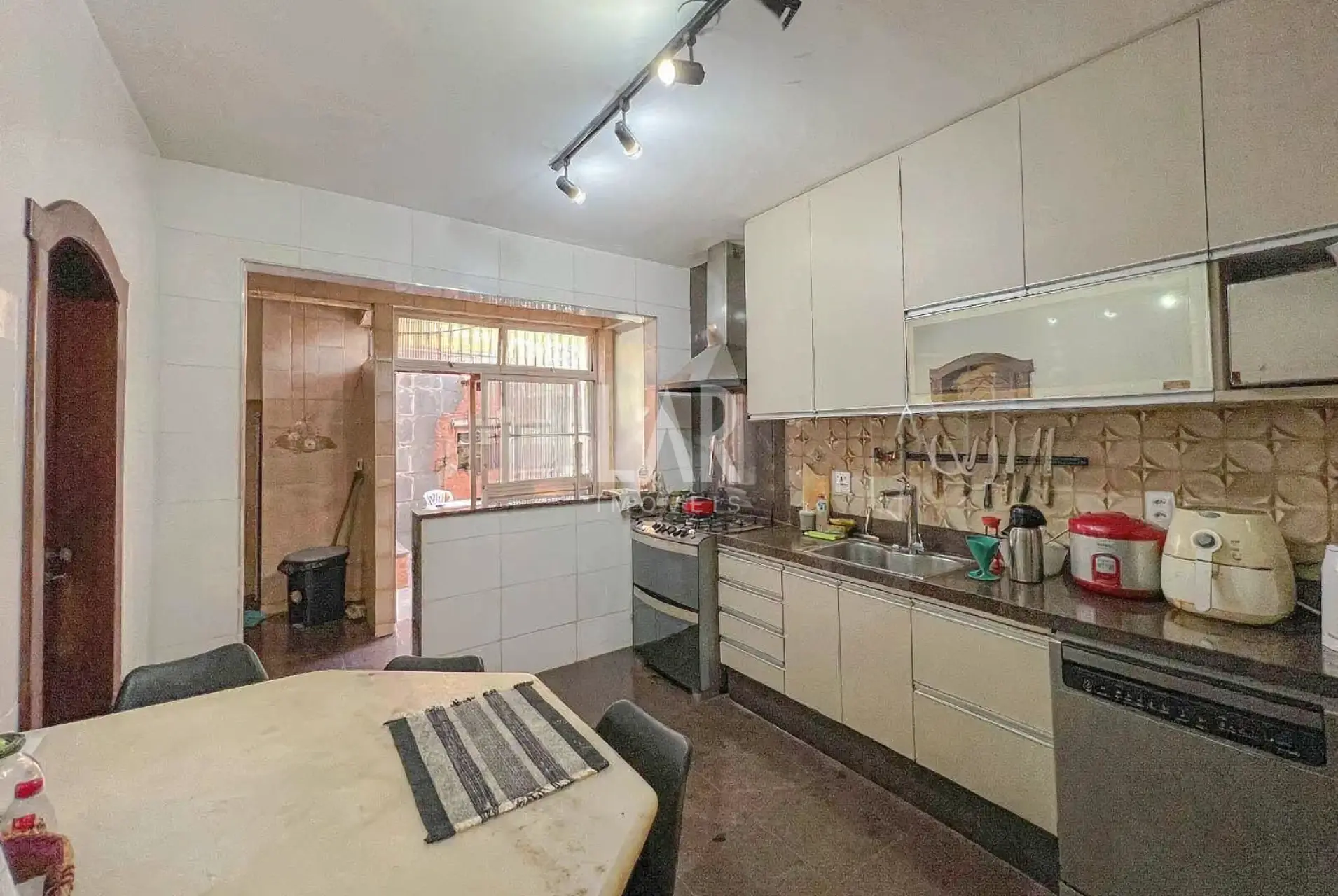 Casa de 4 quartos para alugar, União, Belo Horizonte - MG