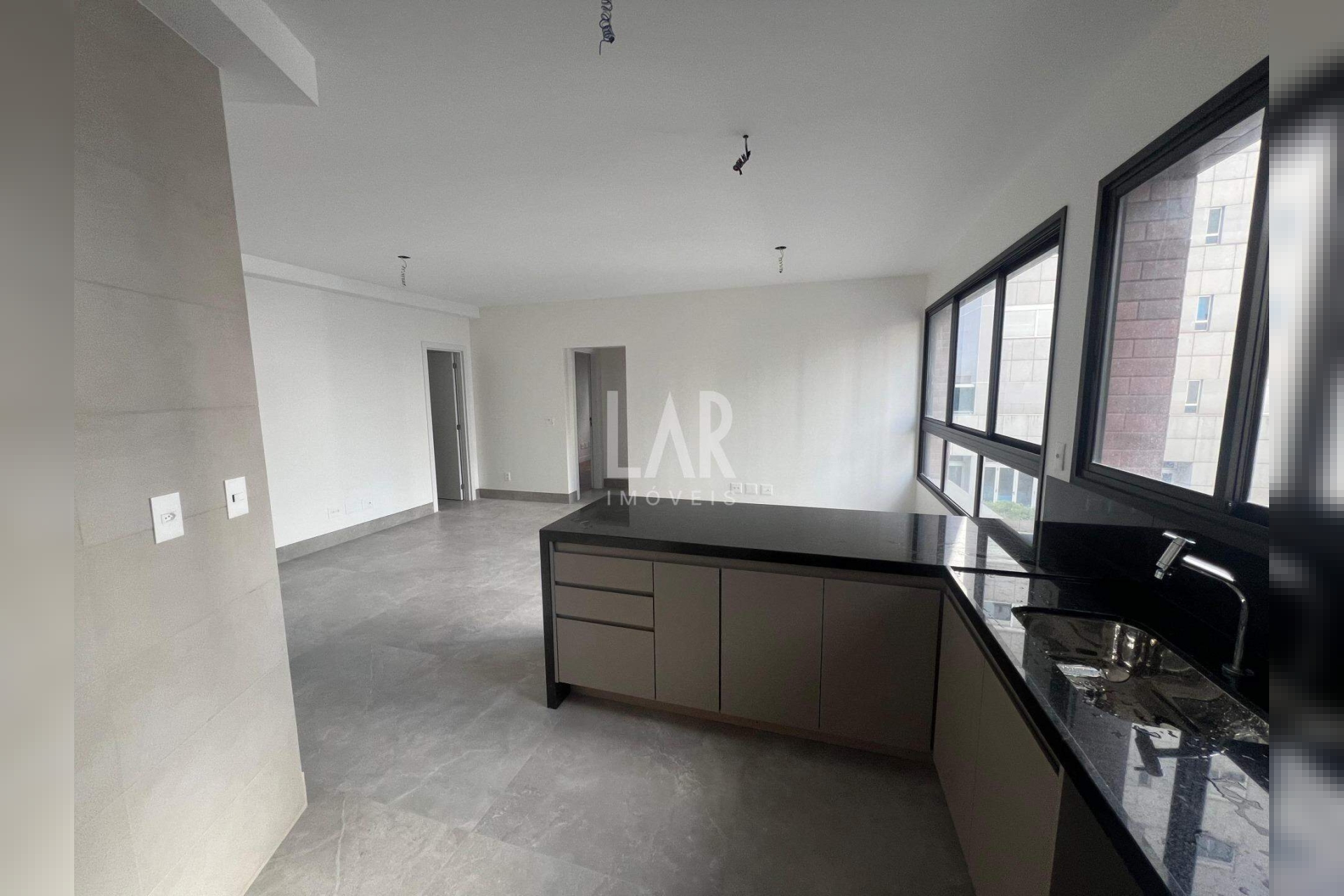 Apartamento de 2 quartos à venda, Lourdes, Belo Horizonte - MG