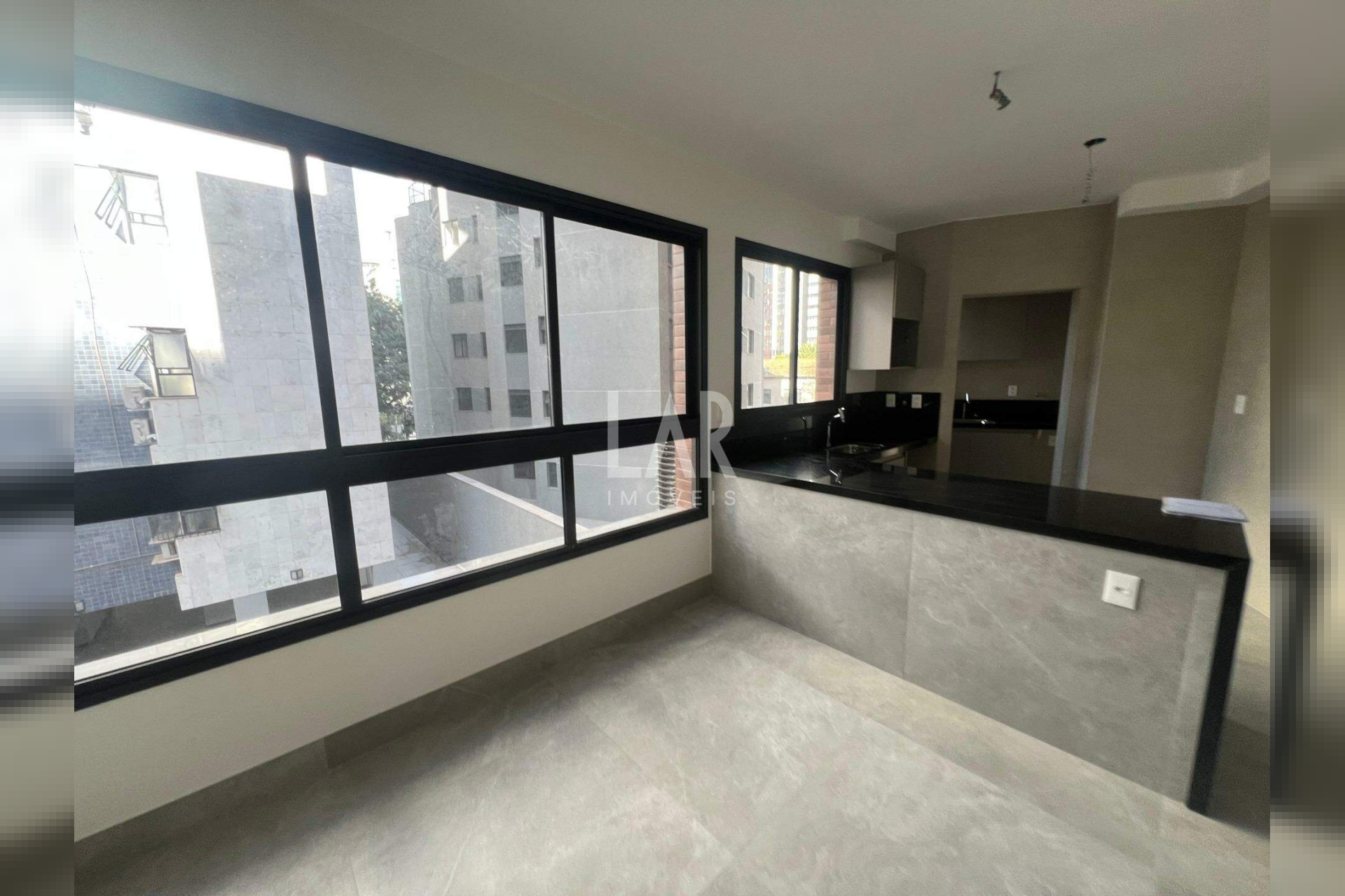 Apartamento de 2 quartos à venda, Lourdes, Belo Horizonte - MG