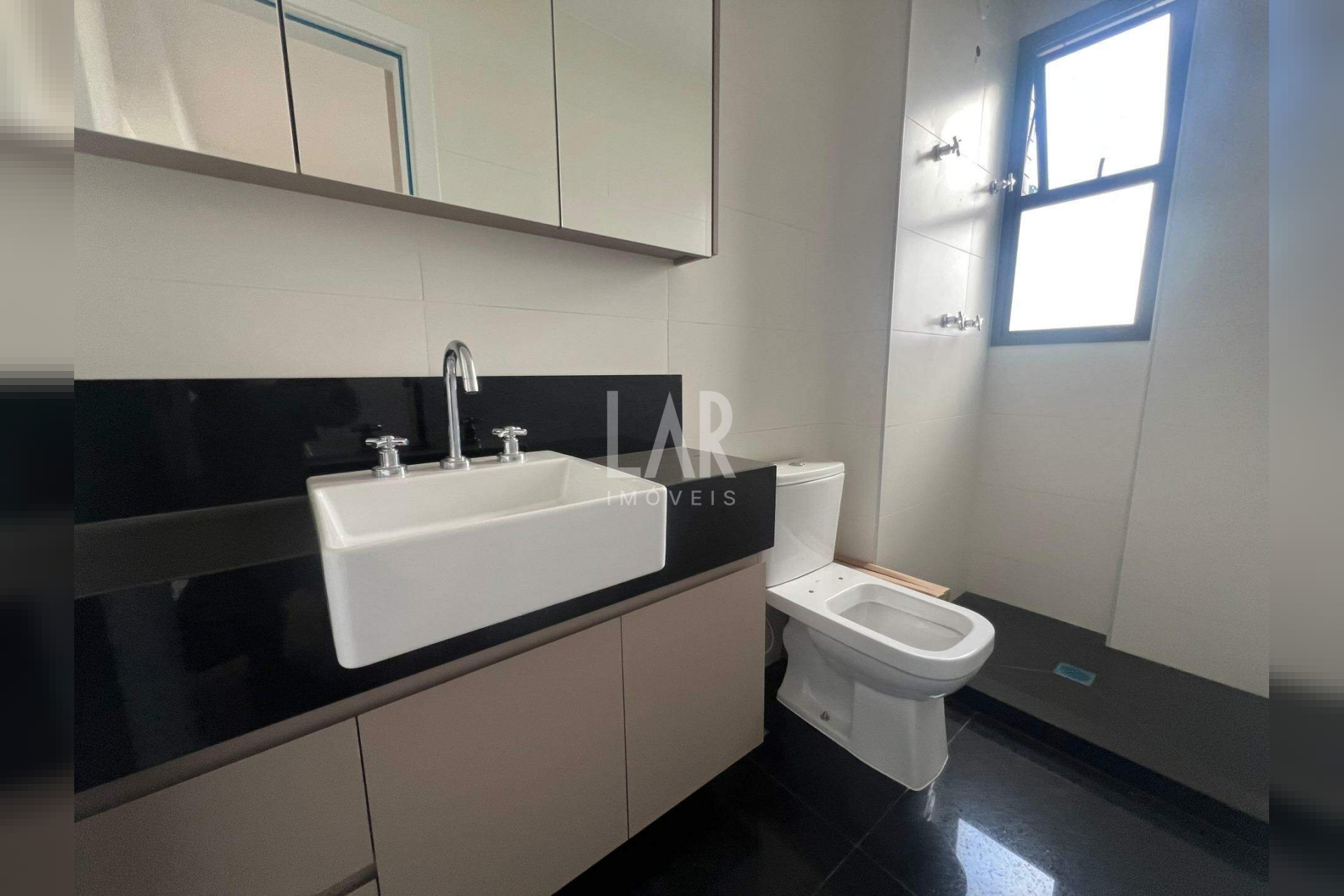 Apartamento de 2 quartos à venda, Lourdes, Belo Horizonte - MG