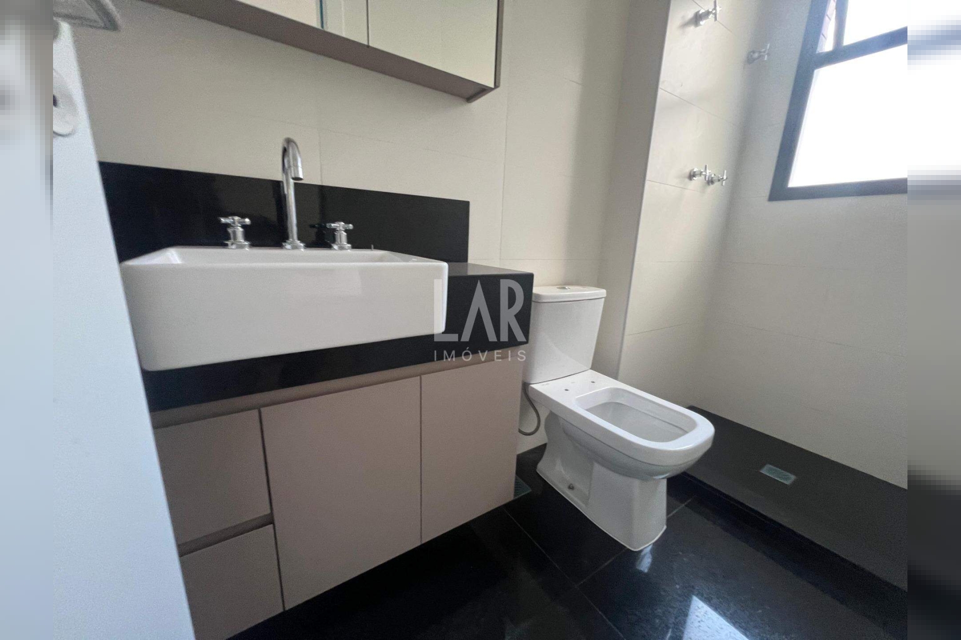 Apartamento de 2 quartos à venda, Lourdes, Belo Horizonte - MG