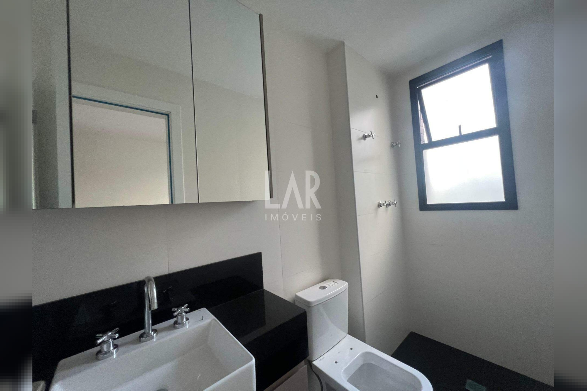 Apartamento de 2 quartos à venda, Lourdes, Belo Horizonte - MG