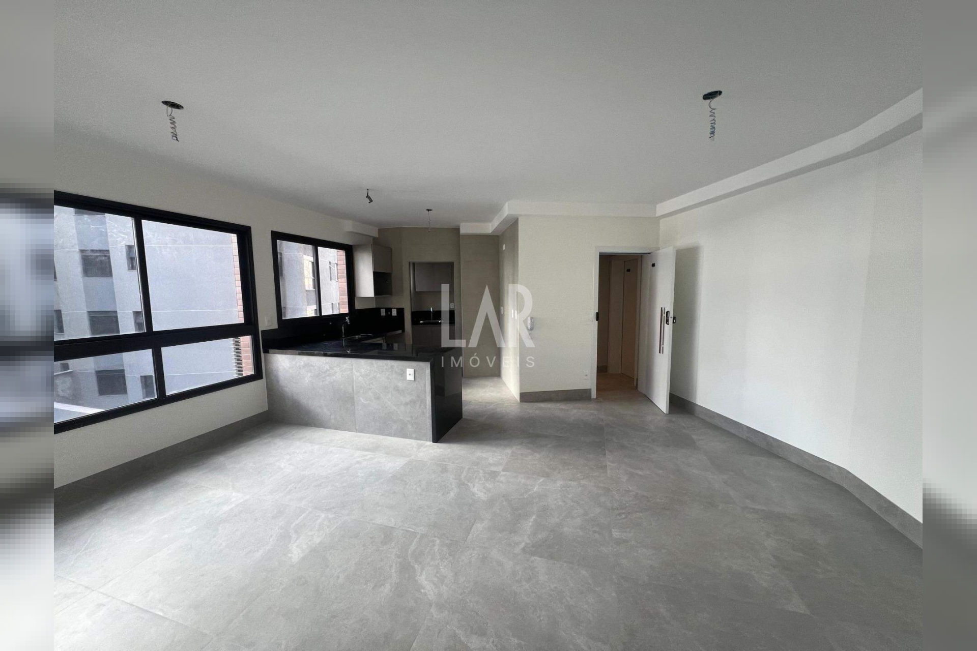 Apartamento de 2 quartos à venda, Lourdes, Belo Horizonte - MG
