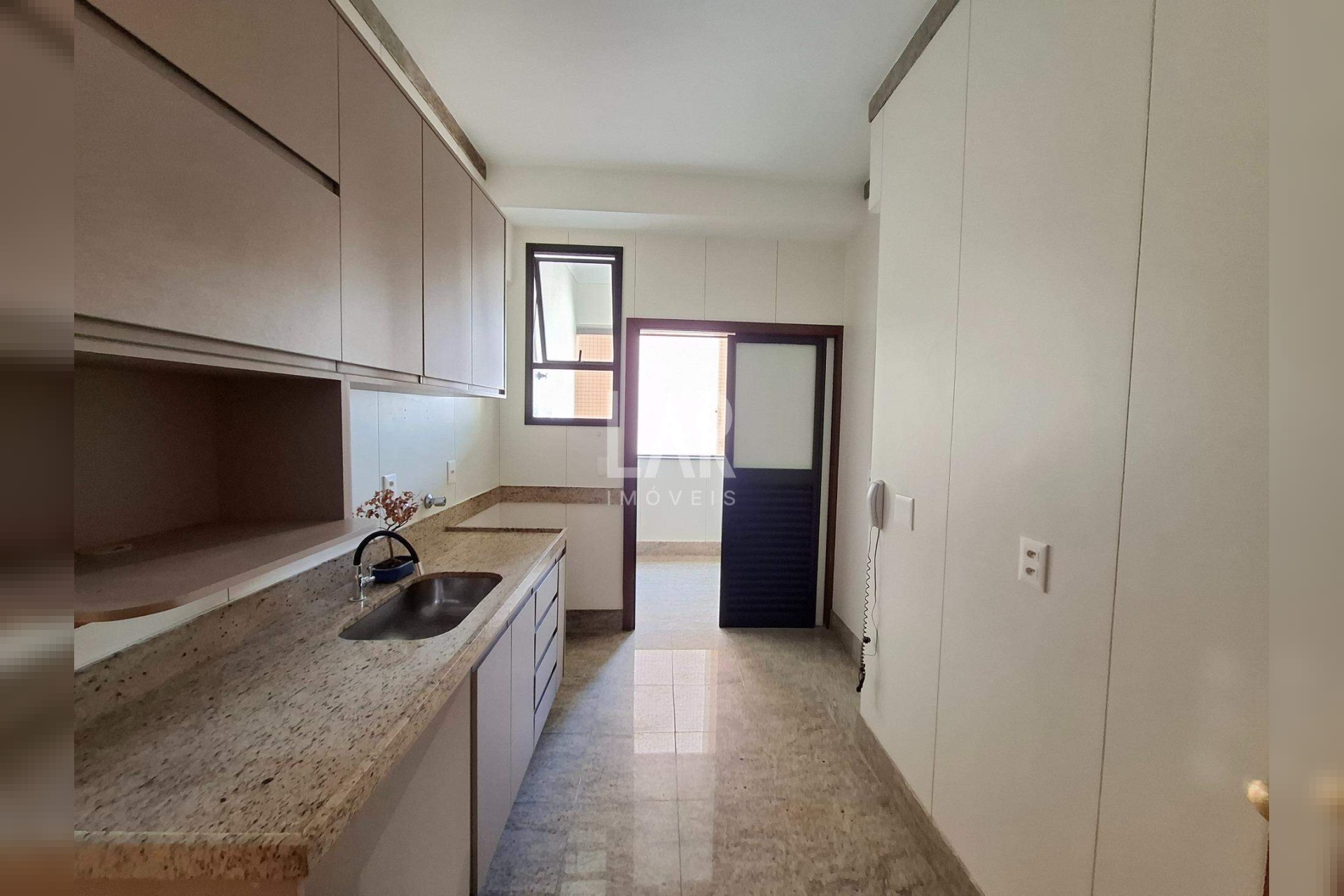 Apartamento de 3 quartos à venda, Lourdes, Belo Horizonte - MG