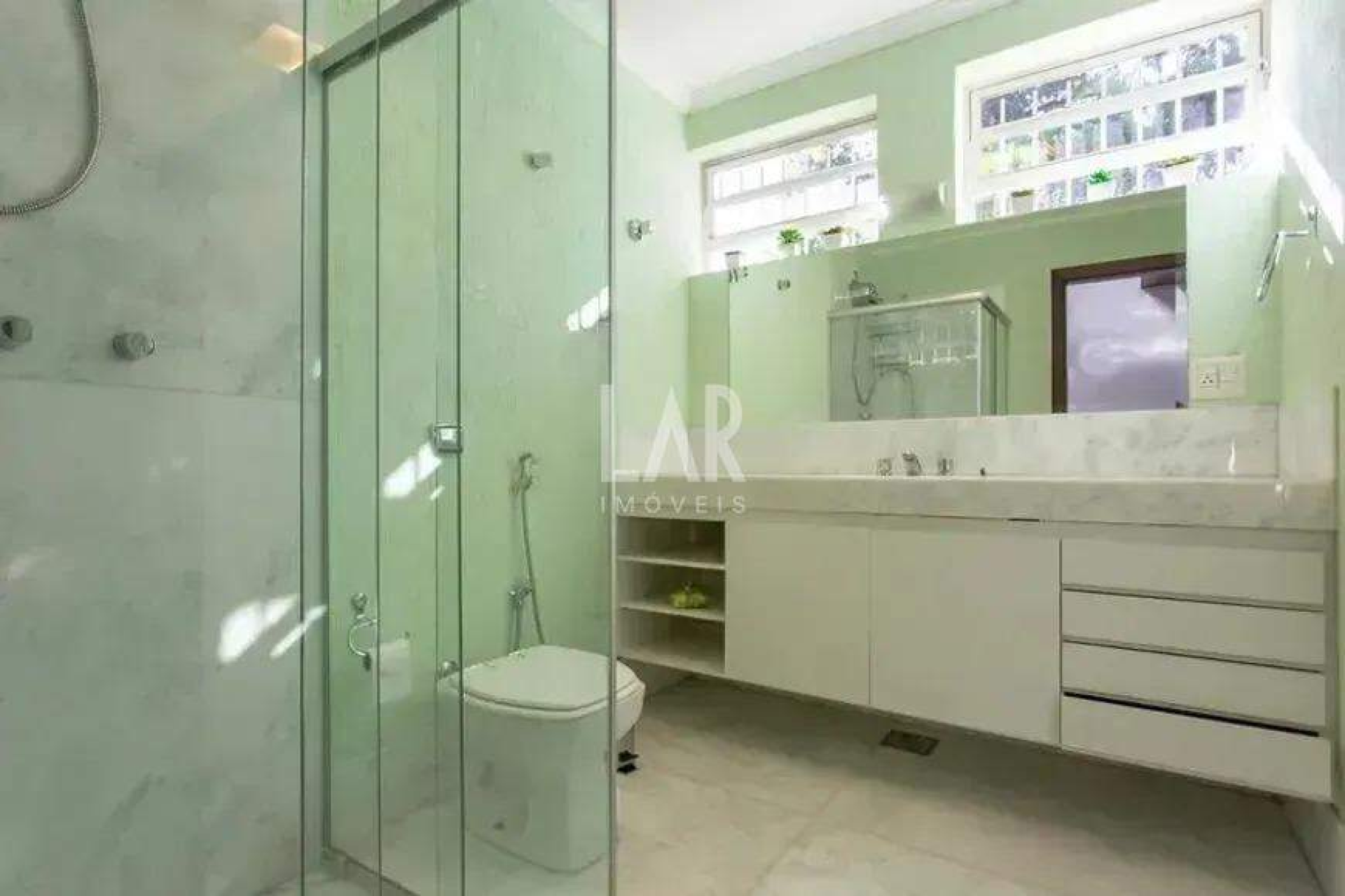 Casa de 5 quartos à venda, São Luiz, Belo Horizonte - MG