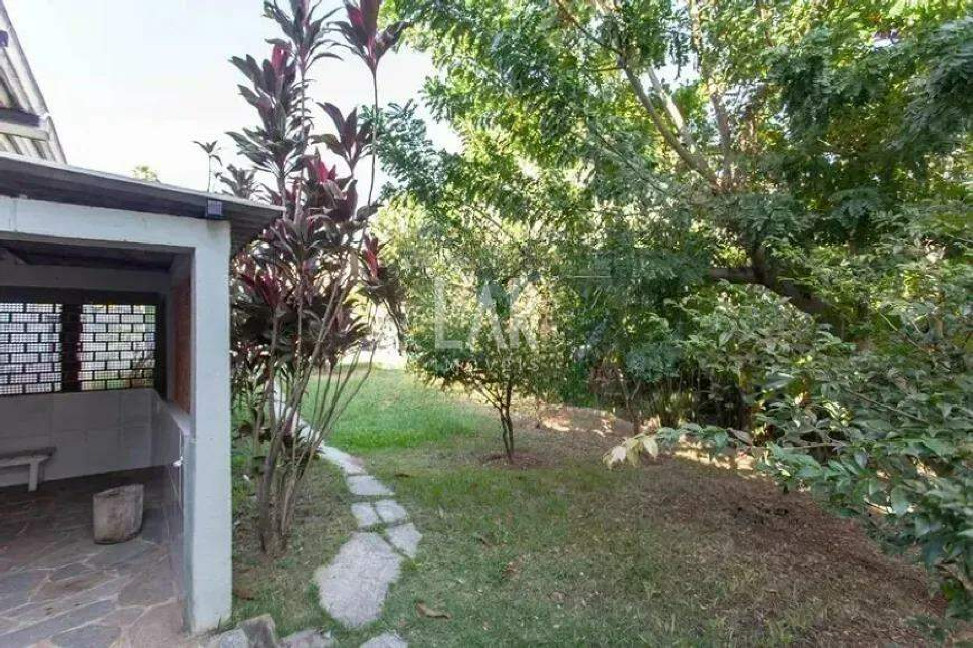 Casa de 5 quartos à venda, São Luiz, Belo Horizonte - MG