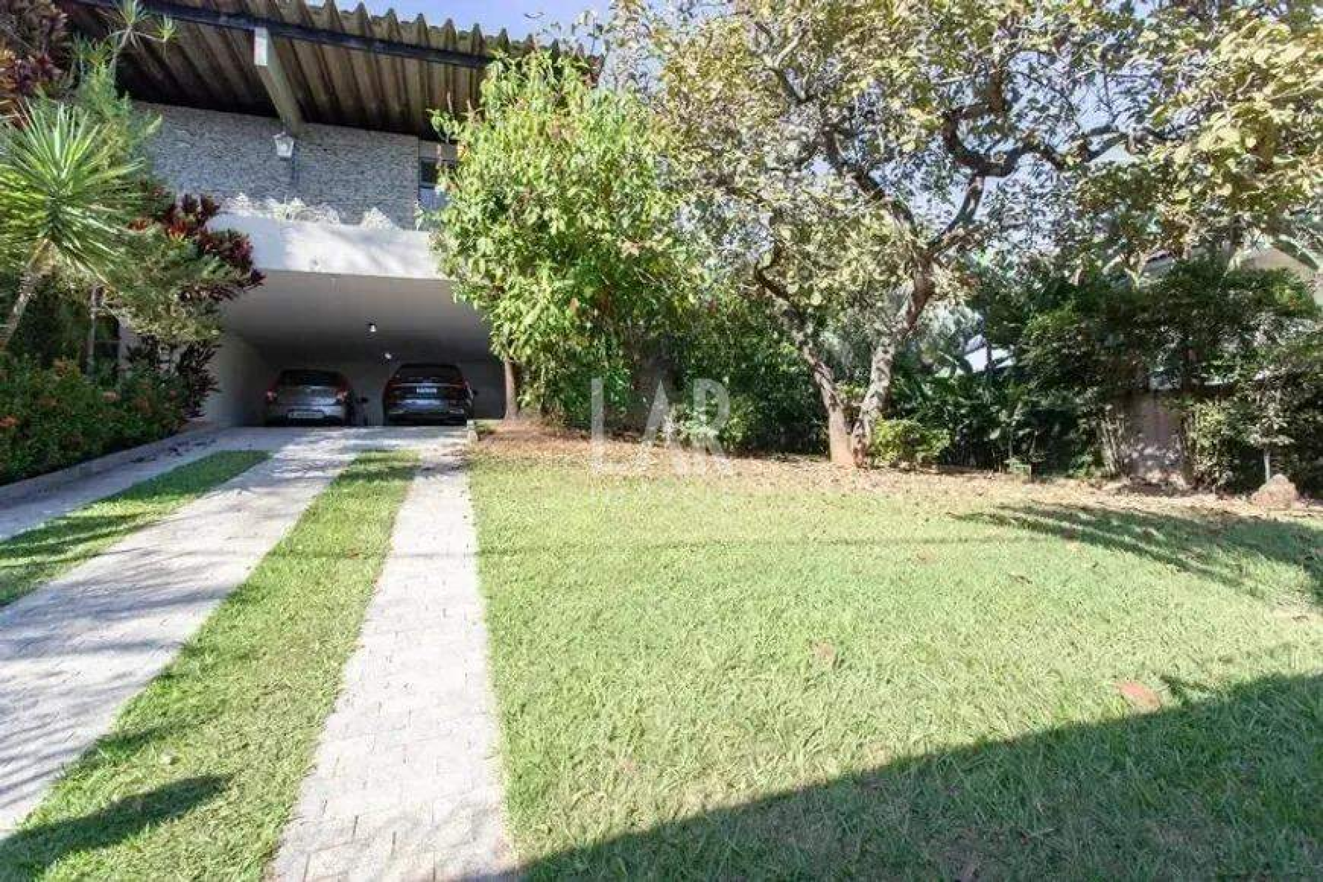 Casa de 5 quartos à venda, São Luiz, Belo Horizonte - MG
