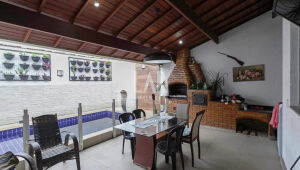 Casa de 4 quartos para alugar, Santa Amélia, Belo Horizonte - MG