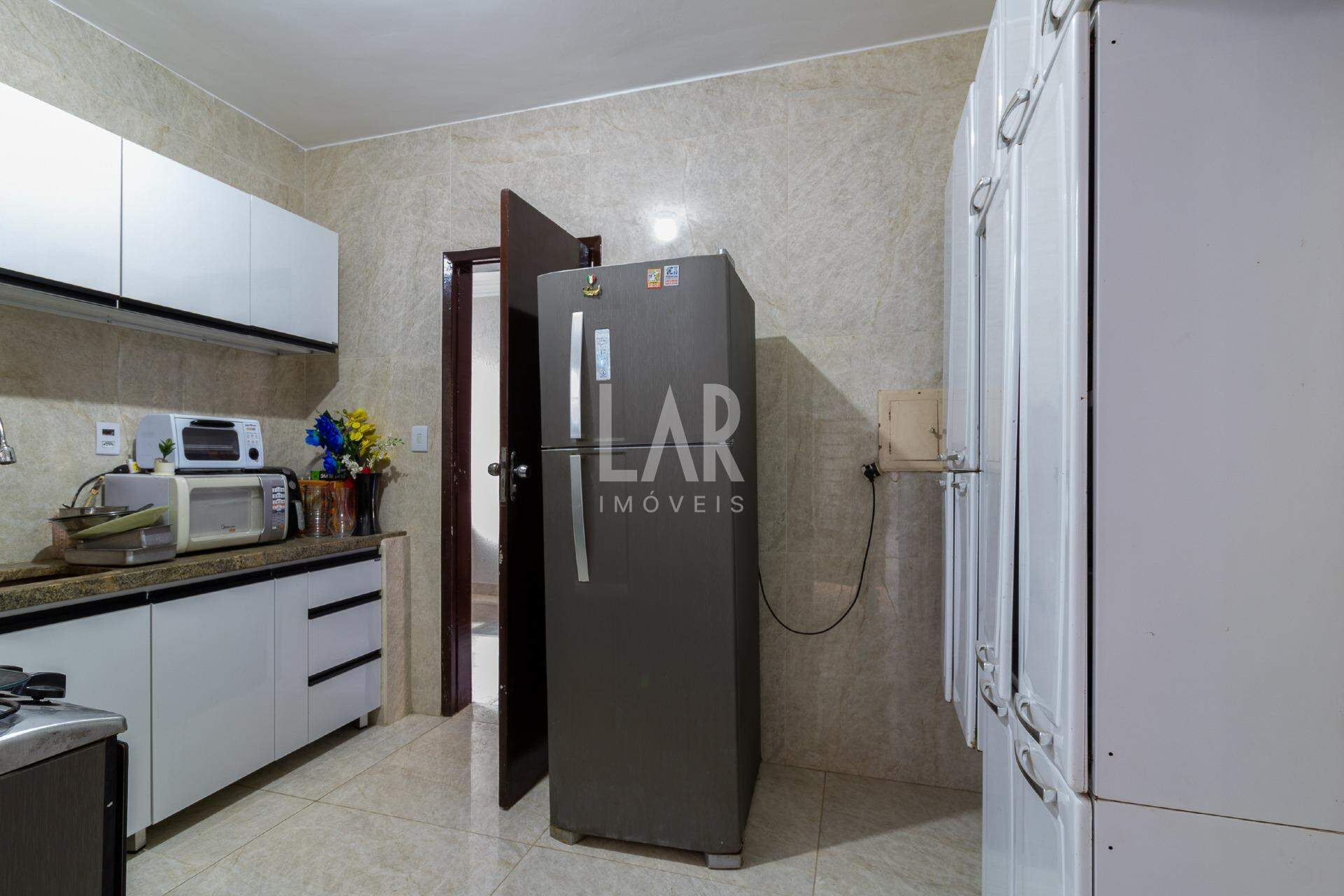 Casa Comercial de 3 quartos para alugar, Santa Tereza, Belo Horizonte - MG
