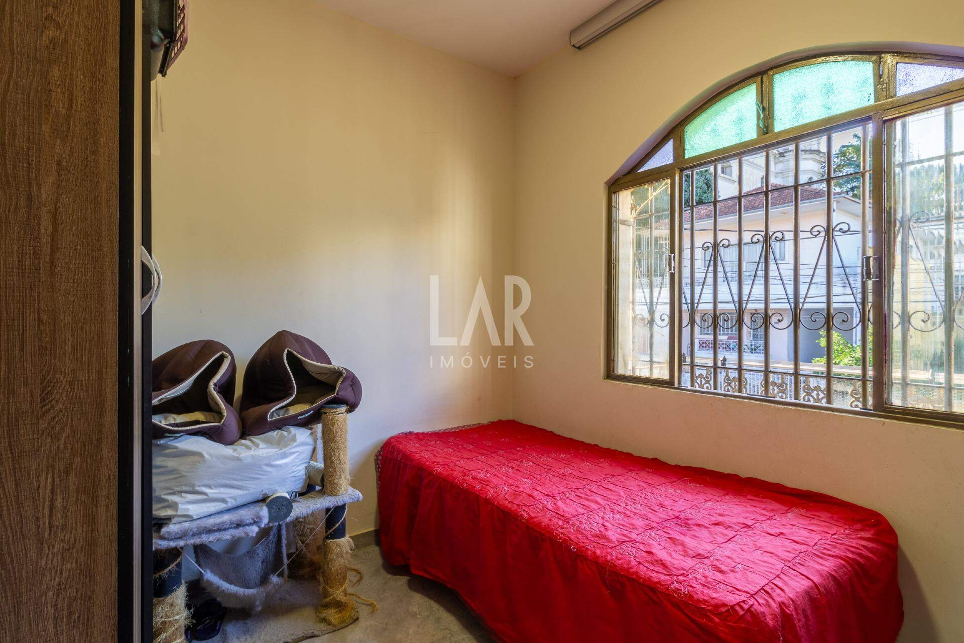 Casa Comercial de 3 quartos para alugar, Santa Tereza, Belo Horizonte - MG