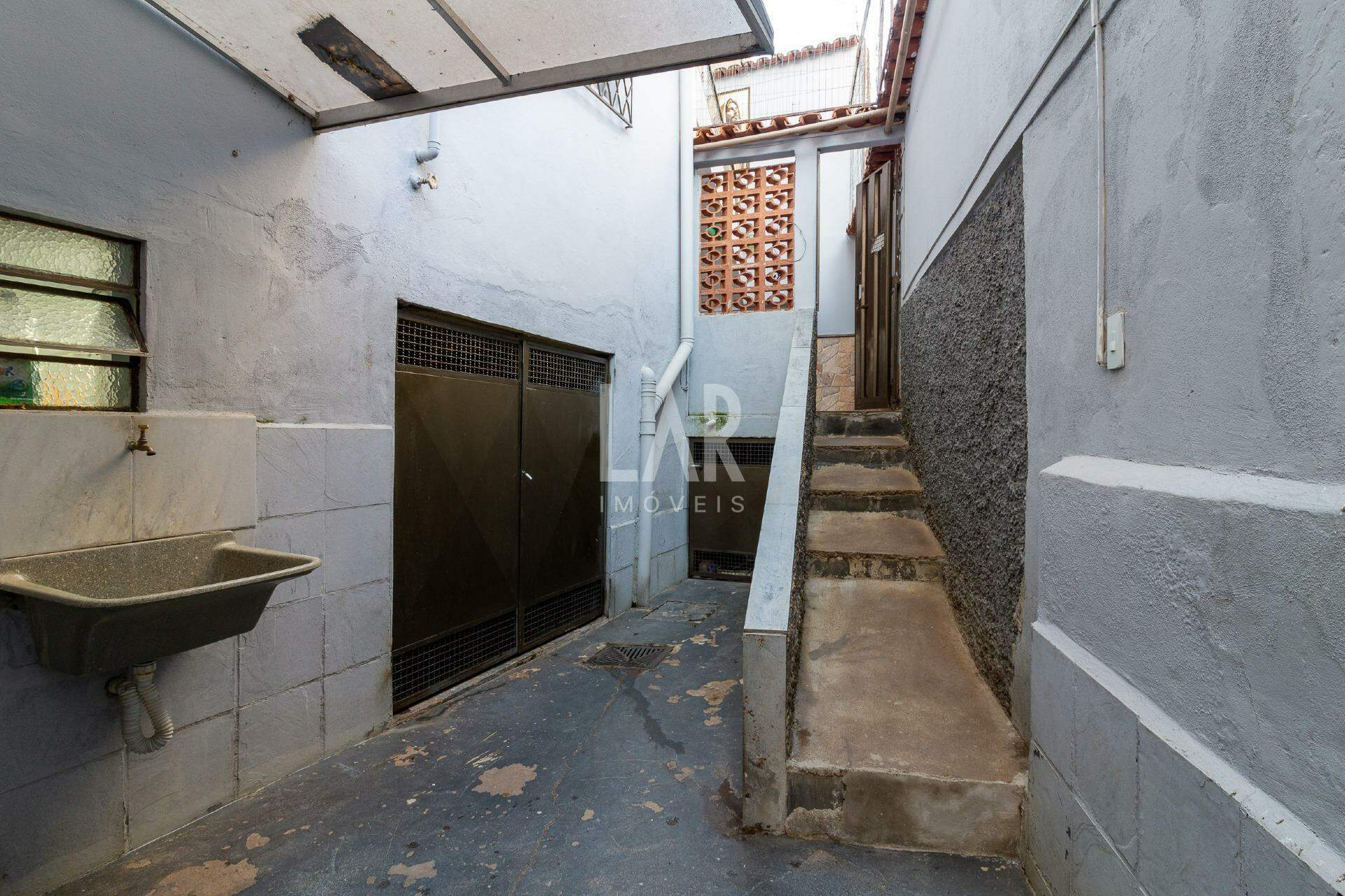 Casa Comercial de 3 quartos para alugar, Santa Tereza, Belo Horizonte - MG