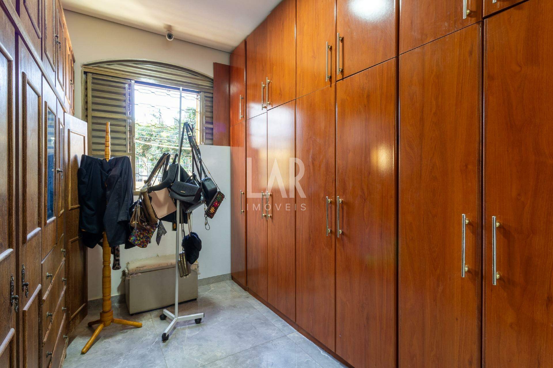 Casa de 7 quartos à venda, Santa Tereza, Belo Horizonte - MG