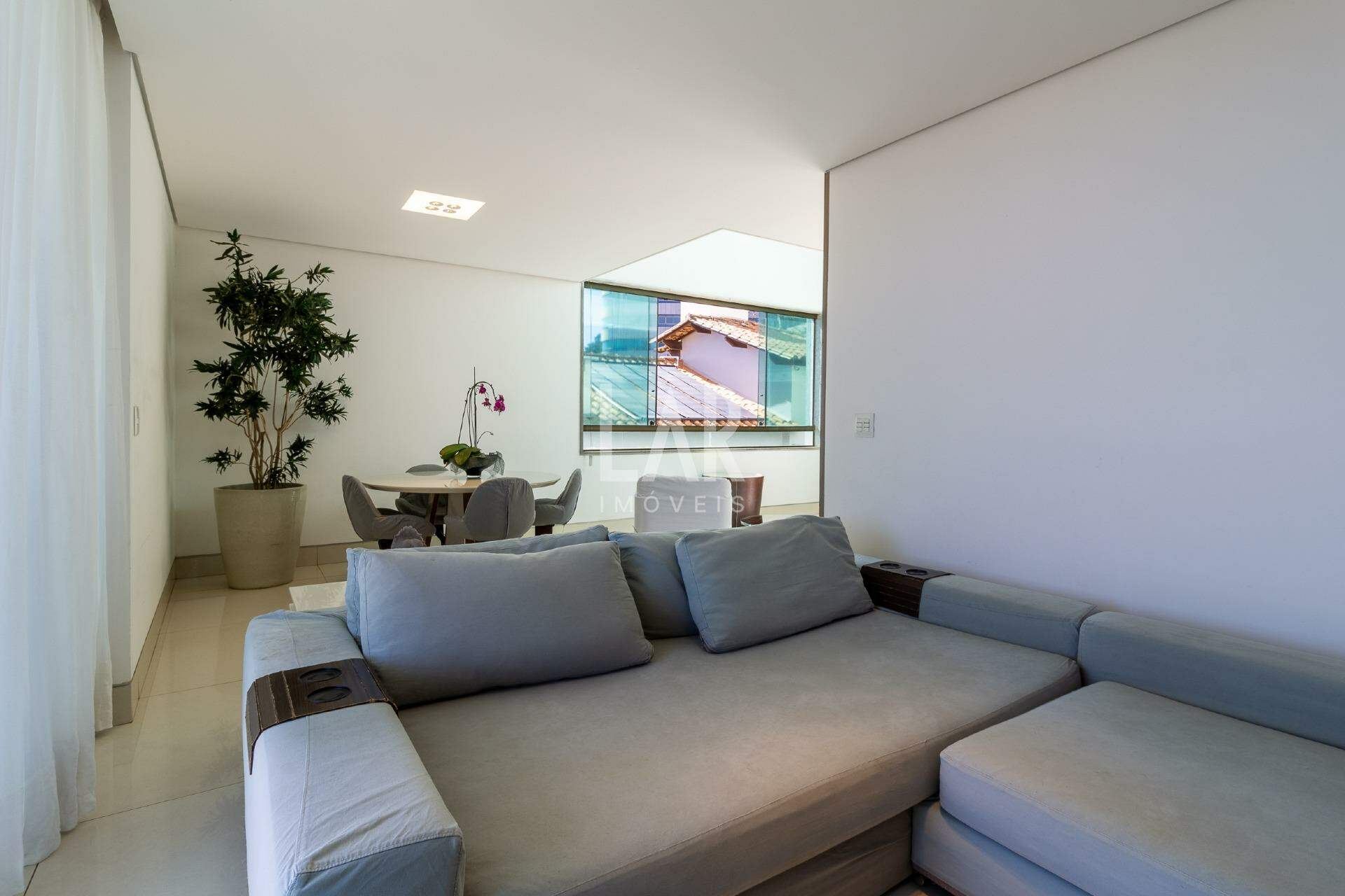 Apartamento de 4 quartos à venda, Santa Lúcia, Belo Horizonte - MG