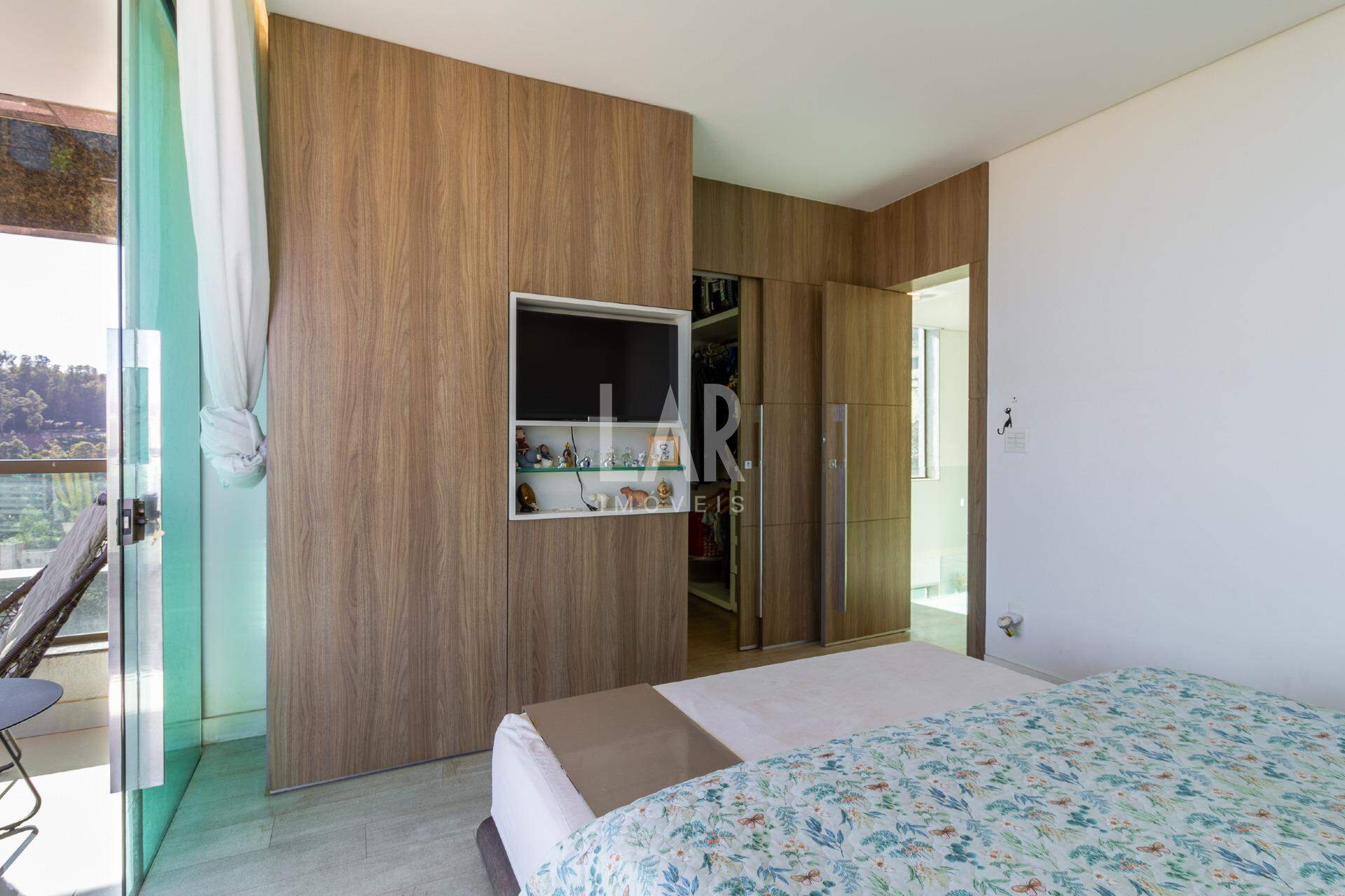 Apartamento de 4 quartos à venda, Santa Lúcia, Belo Horizonte - MG