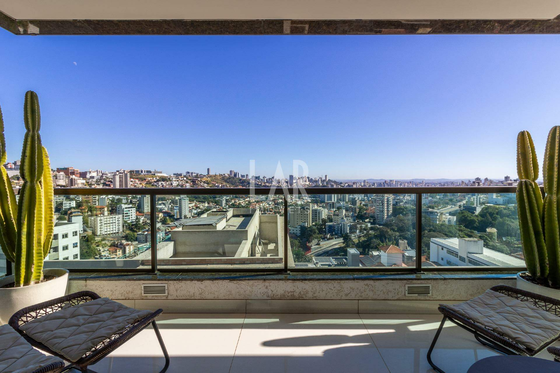 Apartamento de 4 quartos à venda, Santa Lúcia, Belo Horizonte - MG