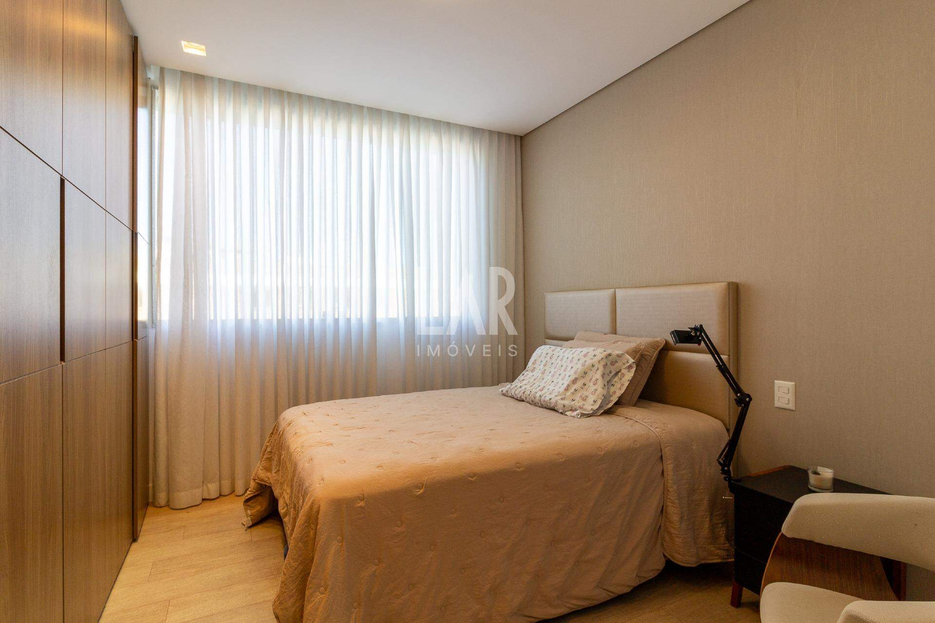 Apartamento de 4 quartos à venda, Santa Lúcia, Belo Horizonte - MG