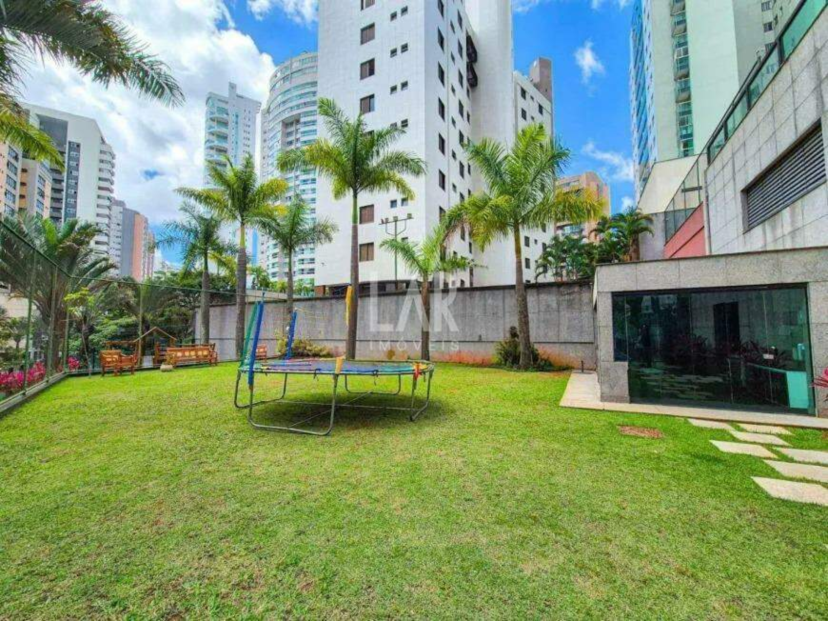 Apartamento de 4 quartos à venda, Belvedere, Belo Horizonte - MG