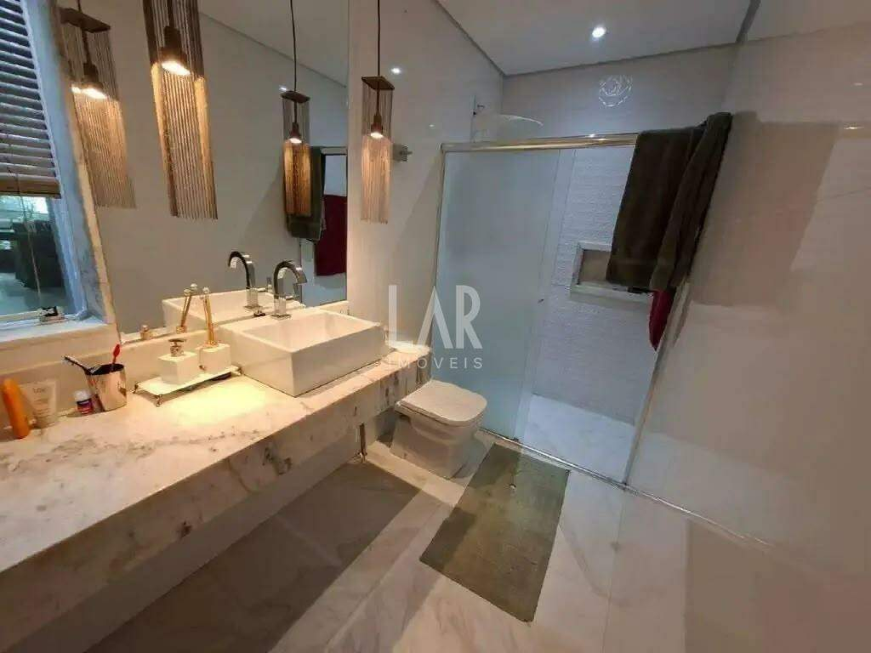 Casa de 4 quartos para alugar, Nova Granada, Belo Horizonte - MG