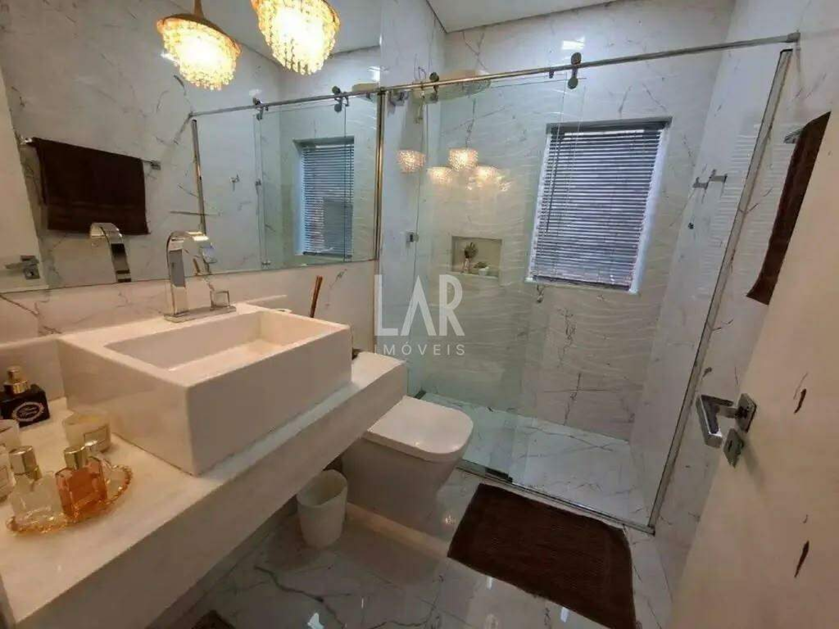 Casa de 4 quartos para alugar, Nova Granada, Belo Horizonte - MG