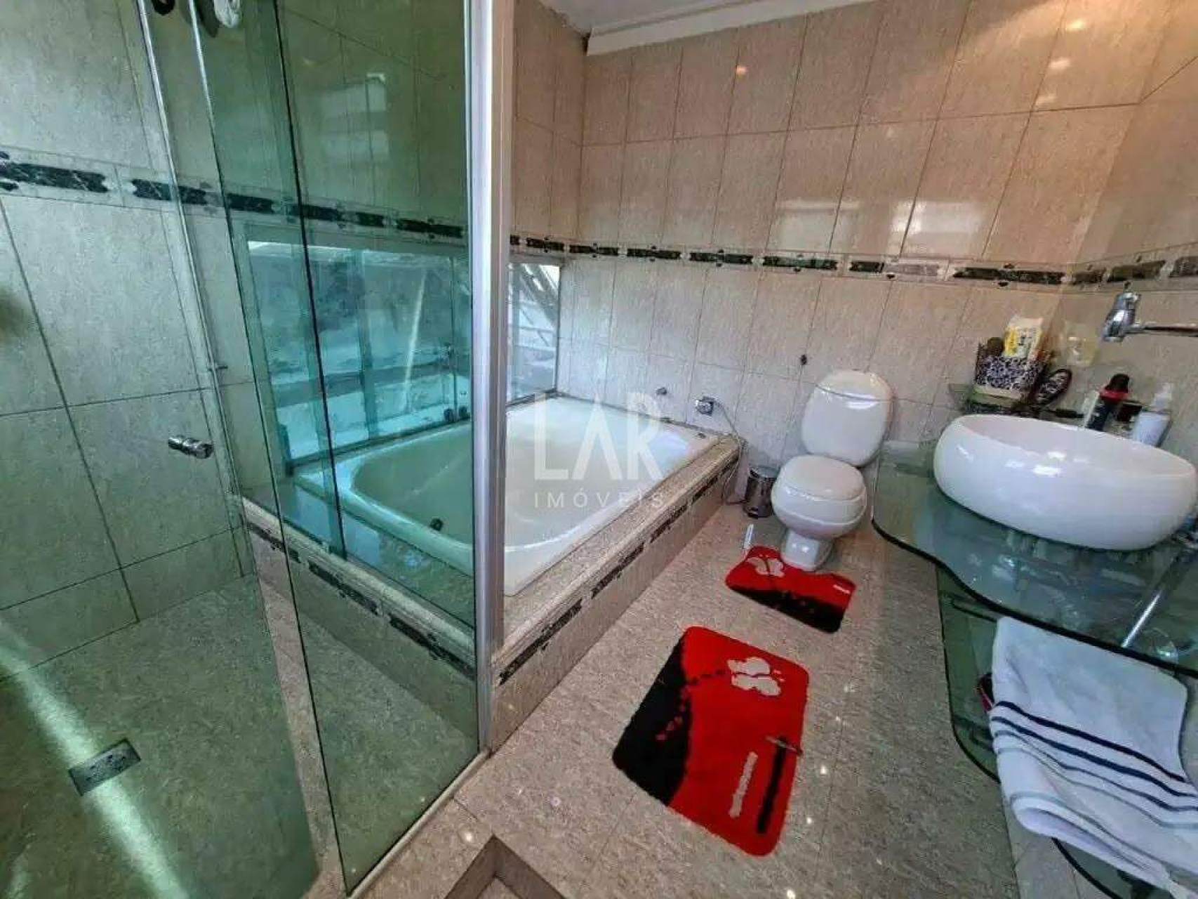 Casa de 4 quartos para alugar, Nova Granada, Belo Horizonte - MG