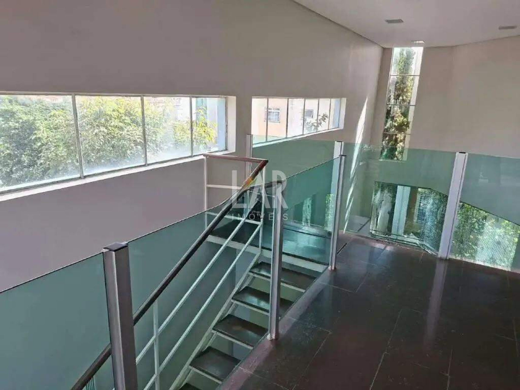 Casa de 4 quartos para alugar, Nova Granada, Belo Horizonte - MG