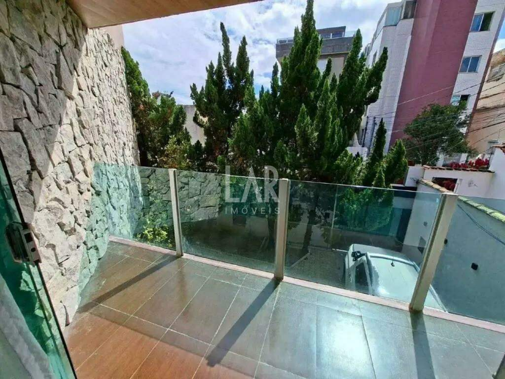 Casa de 4 quartos para alugar, Nova Granada, Belo Horizonte - MG