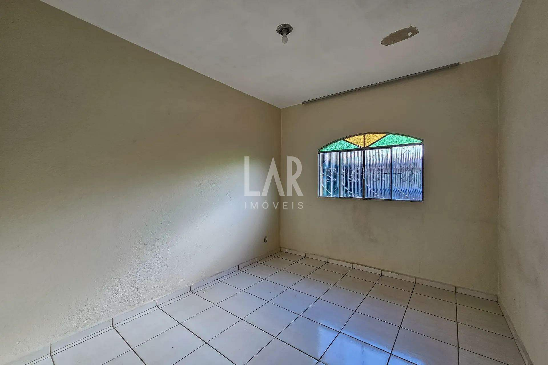 Casa de 4 quartos à venda, Santa Efigênia, Belo Horizonte - MG