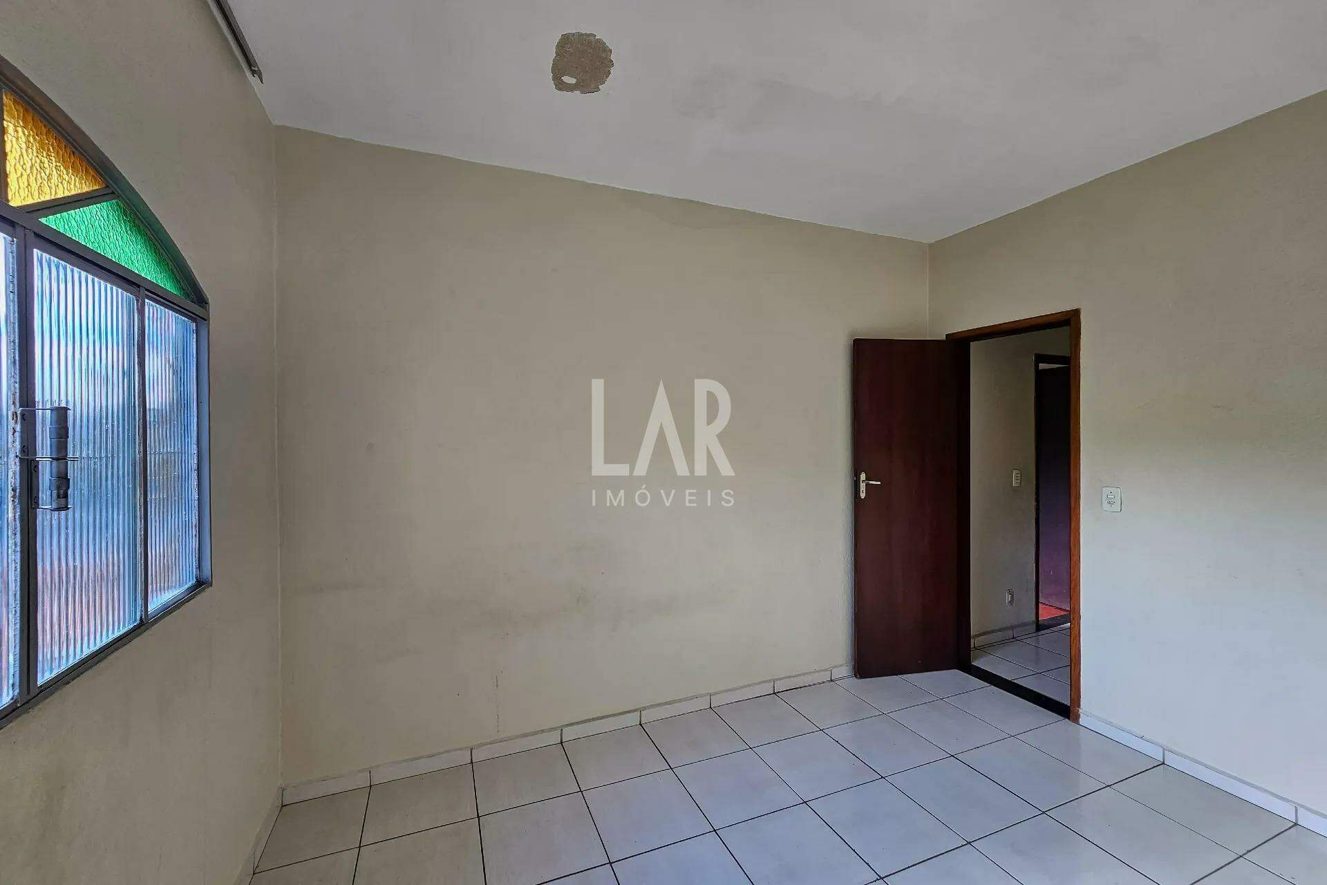 Casa de 4 quartos à venda, Santa Efigênia, Belo Horizonte - MG