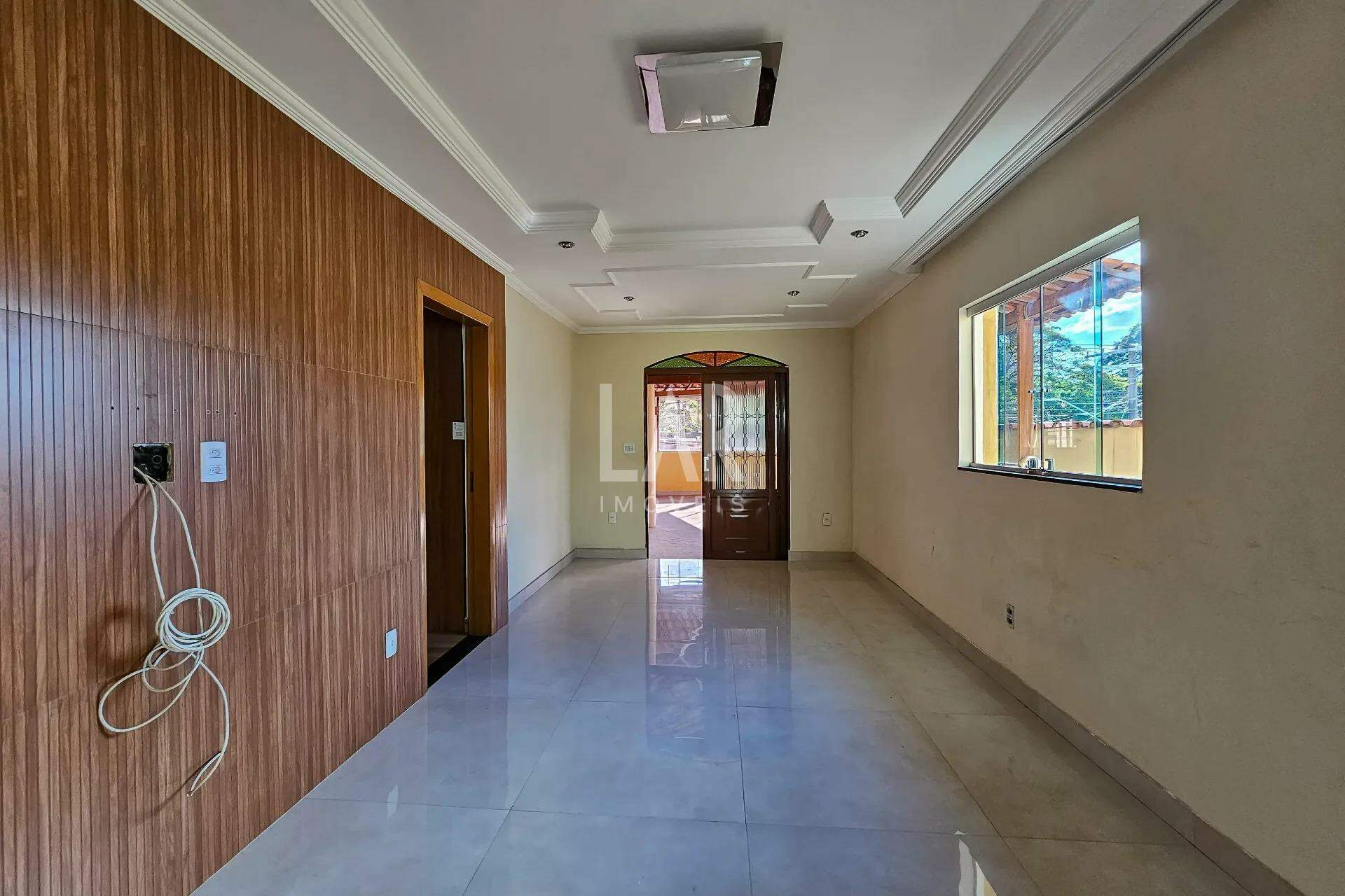 Casa de 4 quartos à venda, Santa Efigênia, Belo Horizonte - MG