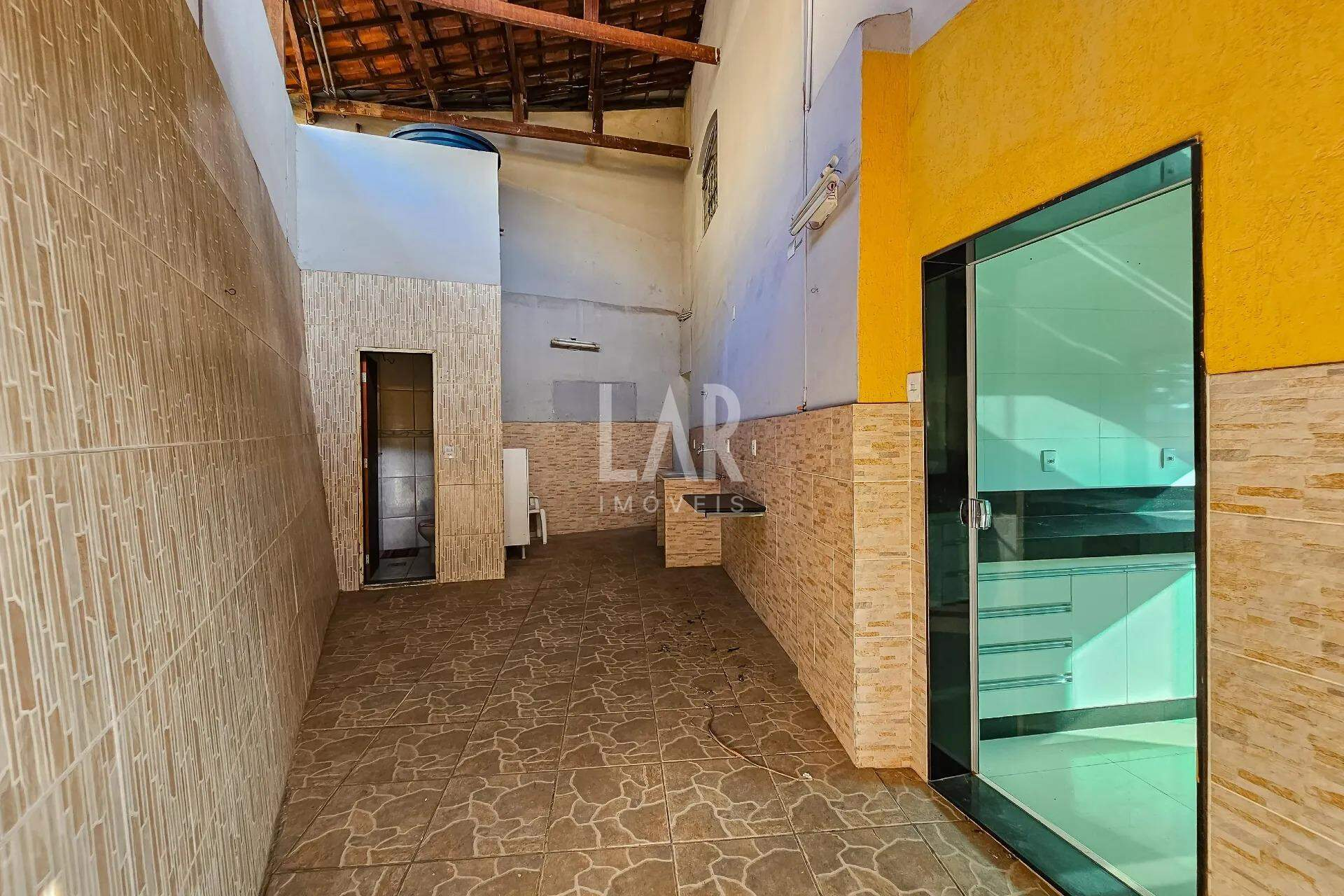 Casa de 4 quartos à venda, Santa Efigênia, Belo Horizonte - MG