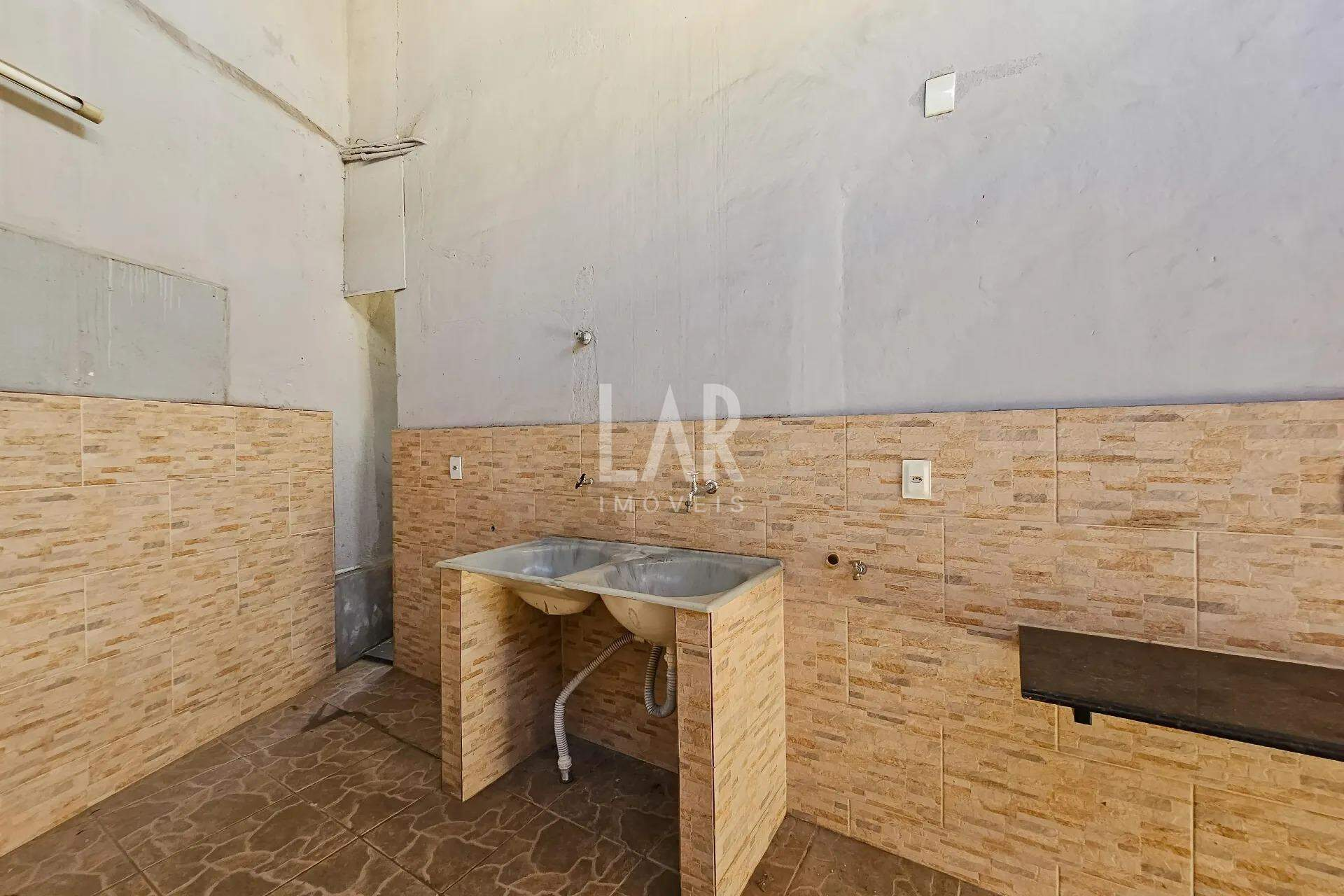 Casa de 4 quartos à venda, Santa Efigênia, Belo Horizonte - MG