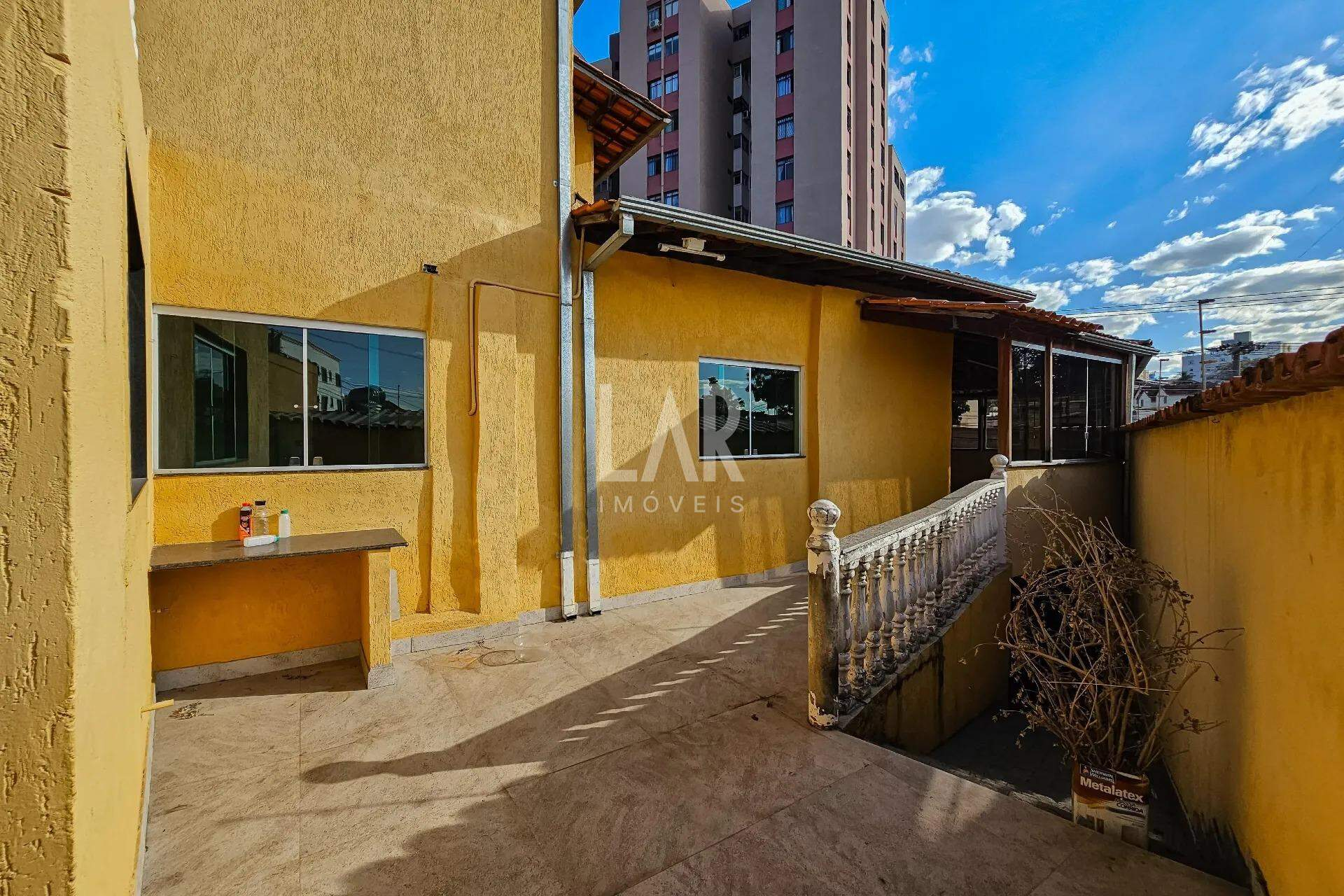 Casa de 4 quartos à venda, Santa Efigênia, Belo Horizonte - MG