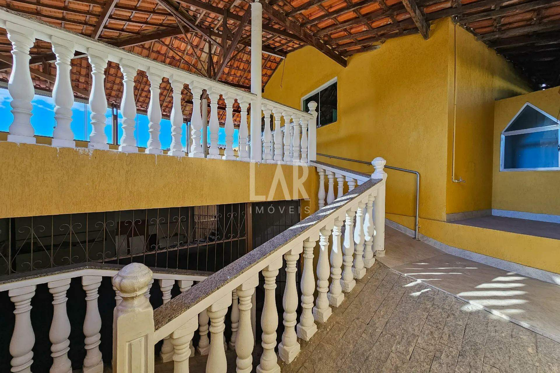 Casa de 4 quartos à venda, Santa Efigênia, Belo Horizonte - MG