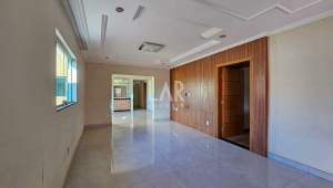 Casas à venda em Santa Efigênia