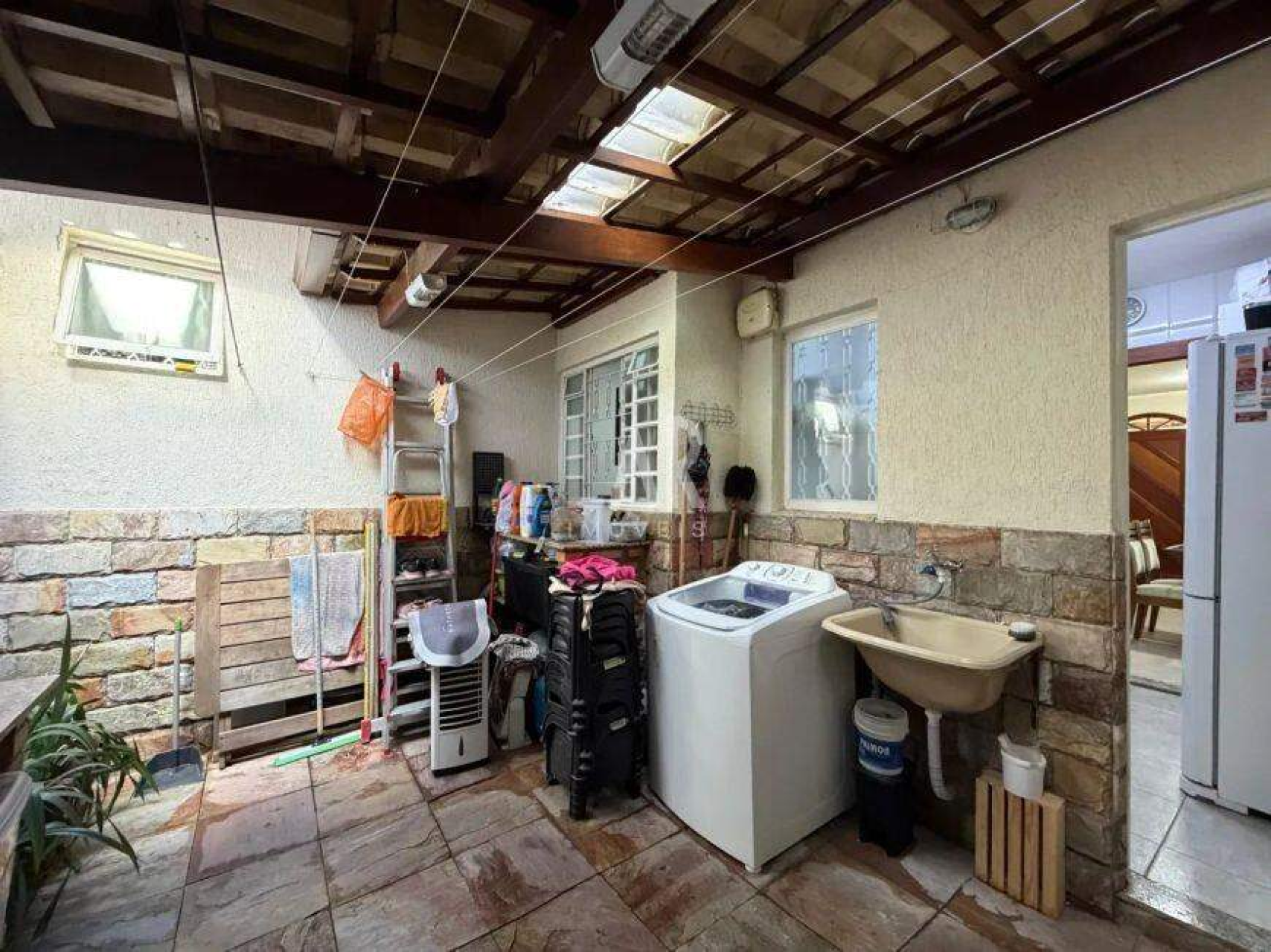 Casa Geminada de 2 quartos à venda, Santa Amélia, Belo Horizonte - MG