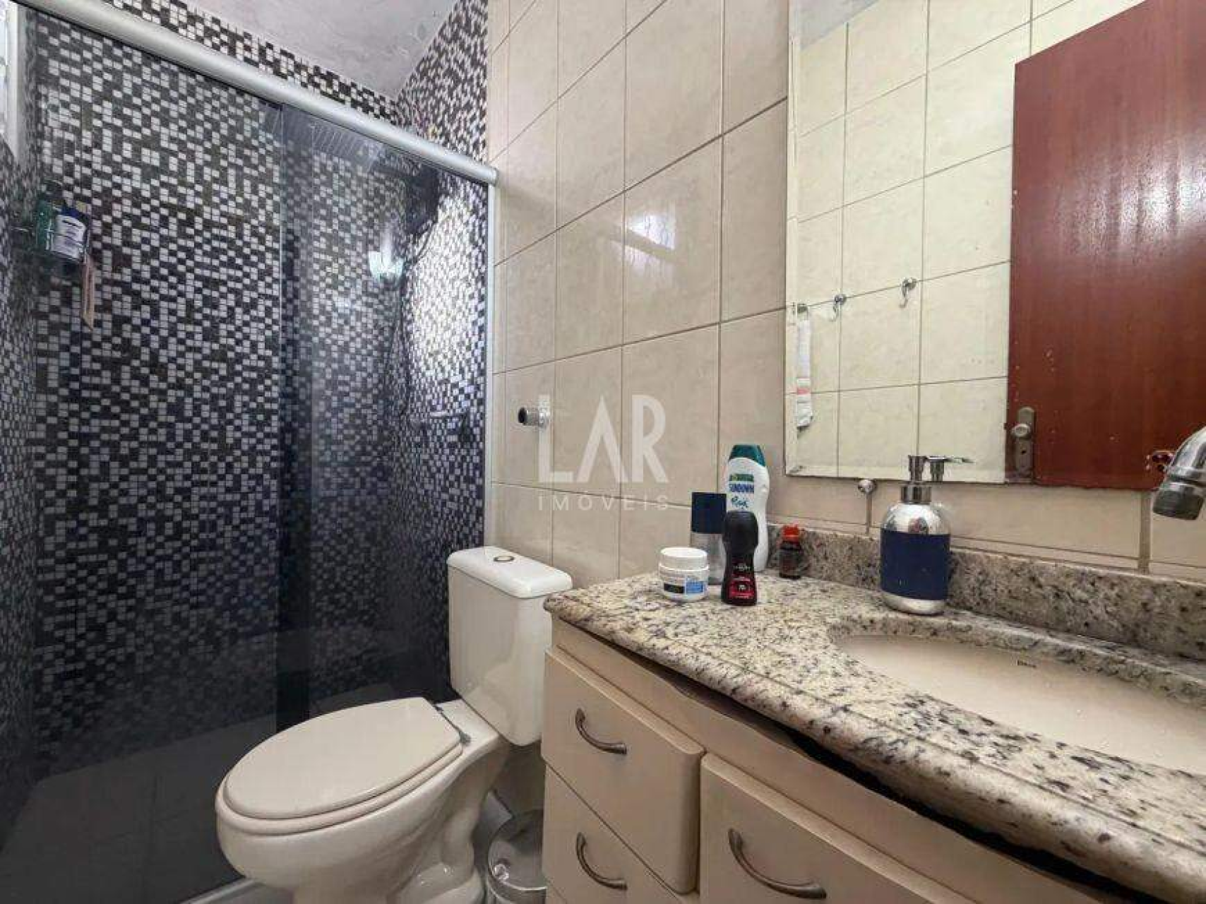Casa Geminada de 2 quartos à venda, Santa Amélia, Belo Horizonte - MG