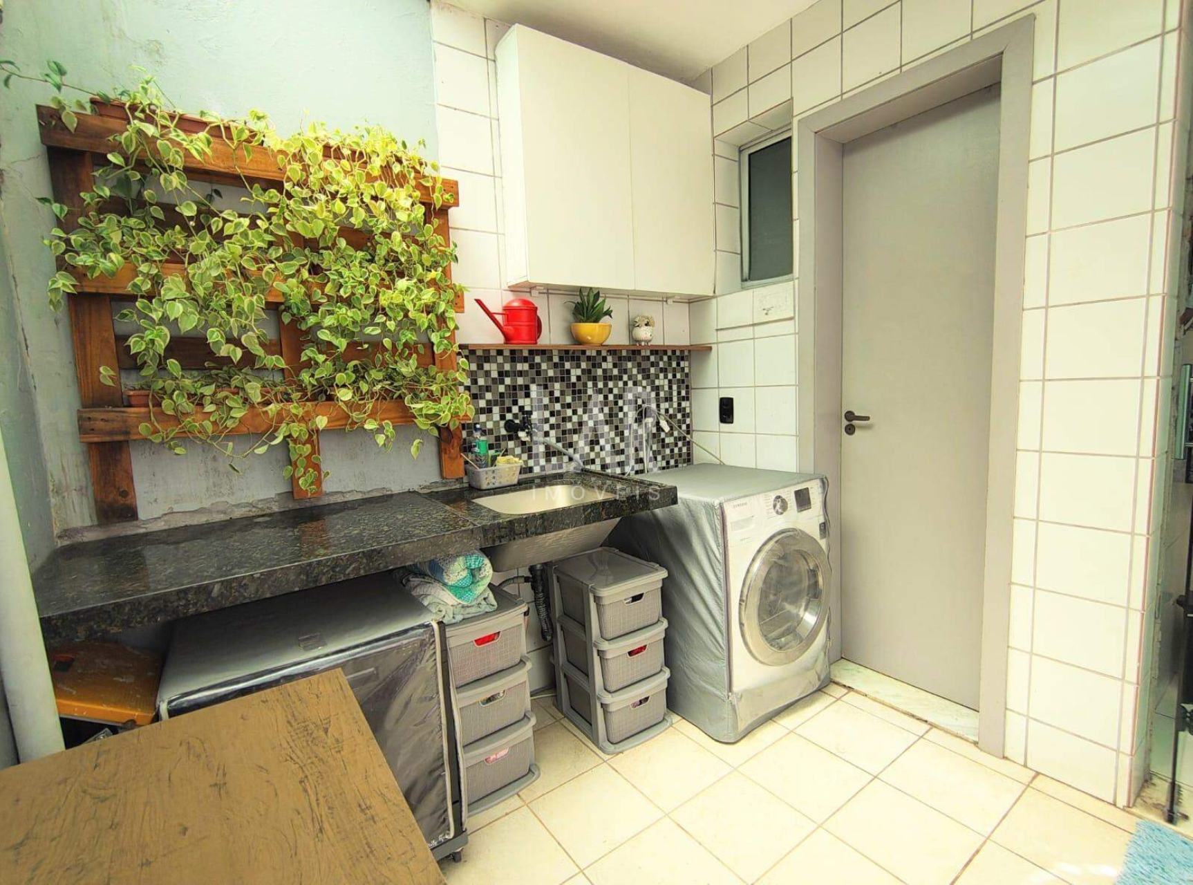 Apartamento de 3 quartos à venda, Santa Efigênia, Belo Horizonte - MG