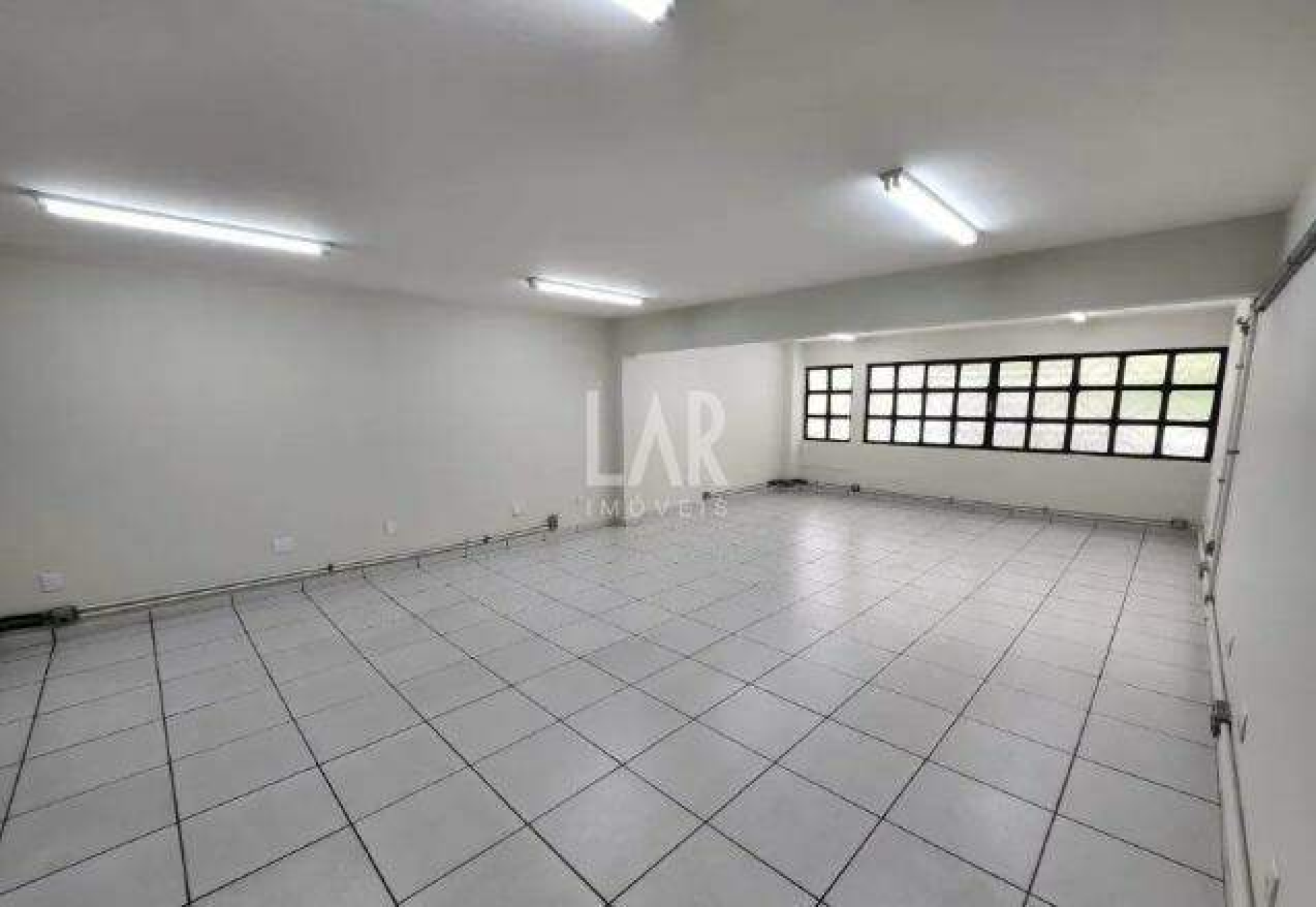 Loja para alugar, Santa Efigênia, Belo Horizonte - MG