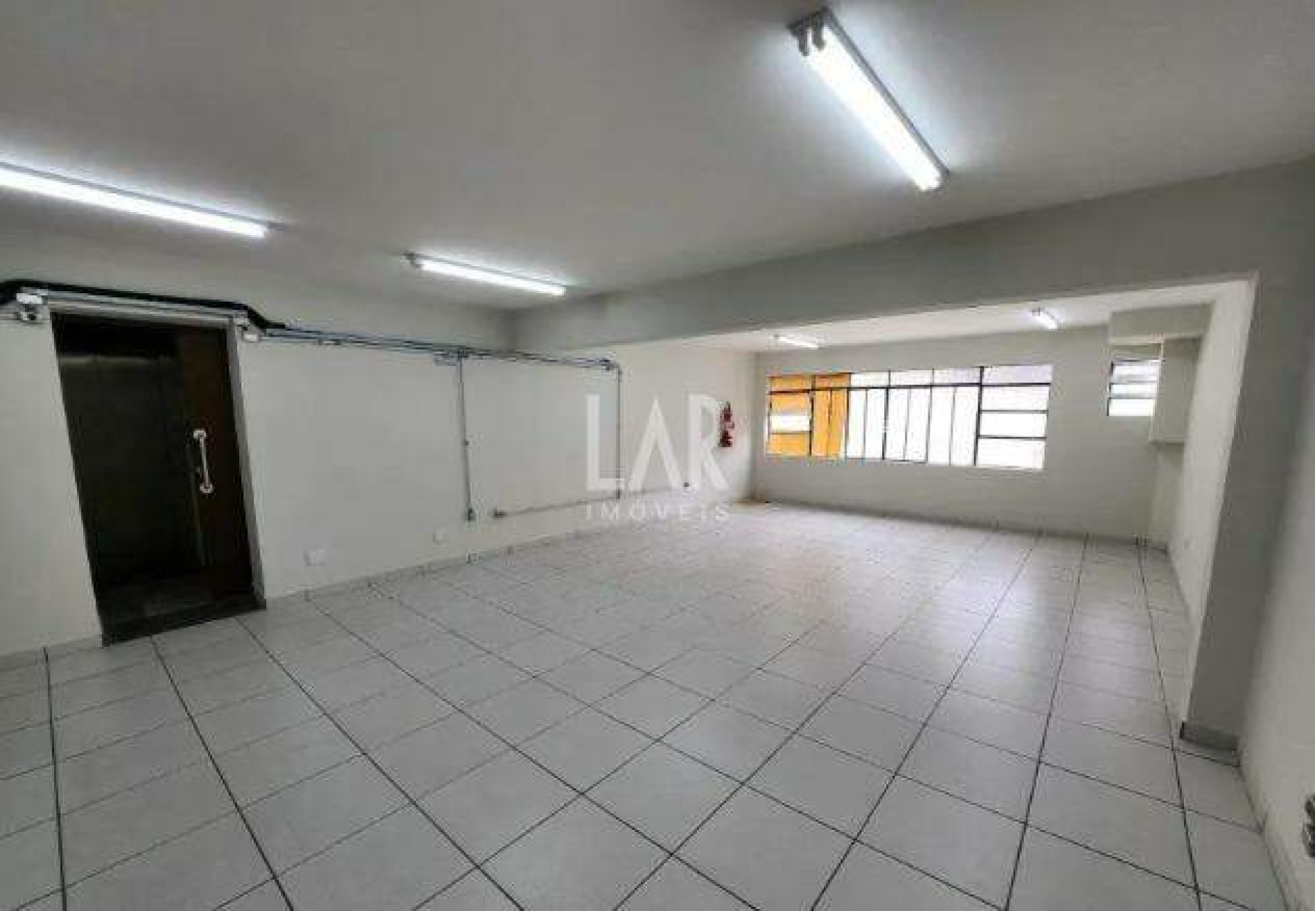 Loja para alugar, Santa Efigênia, Belo Horizonte - MG