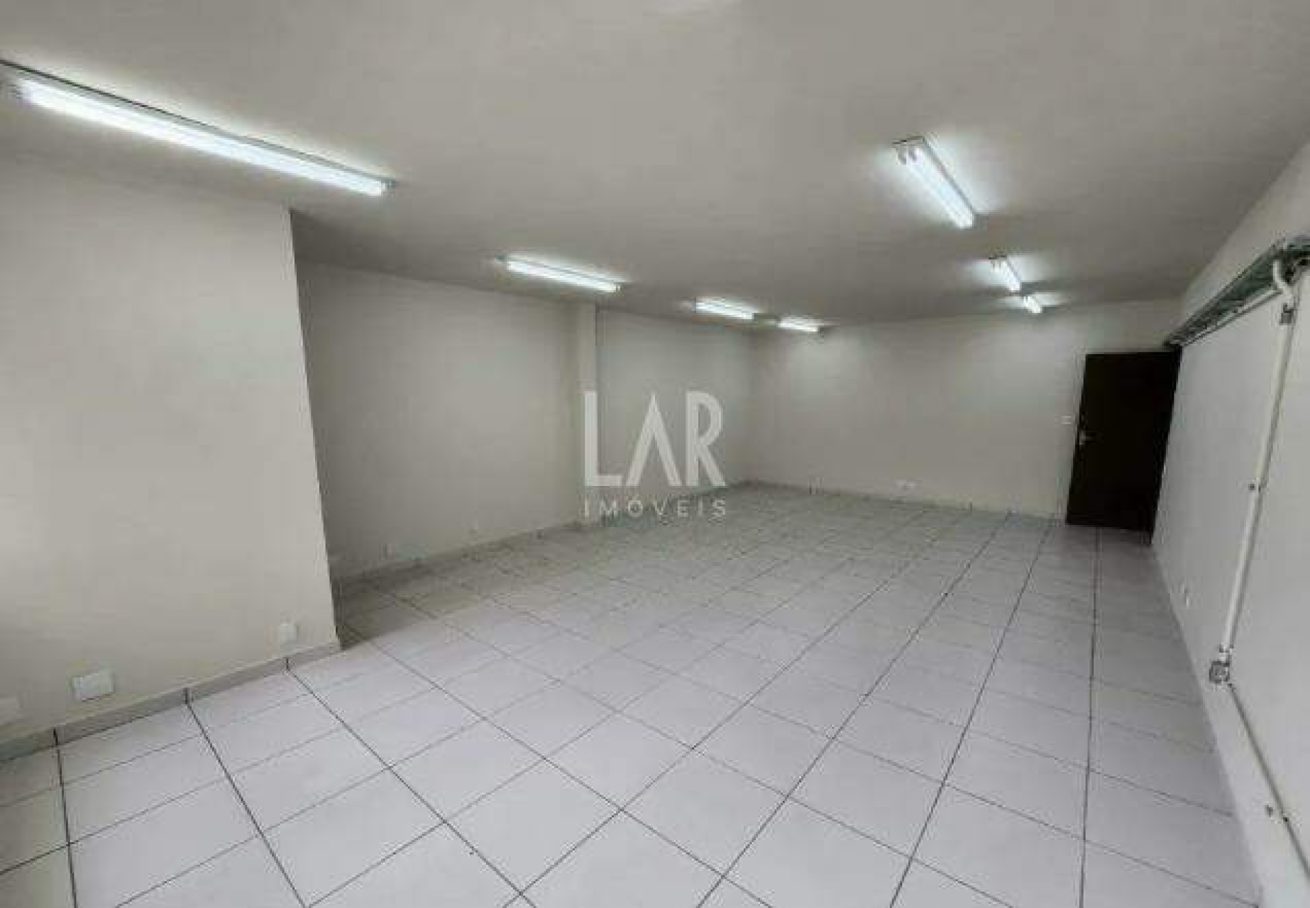 Loja para alugar, Santa Efigênia, Belo Horizonte - MG