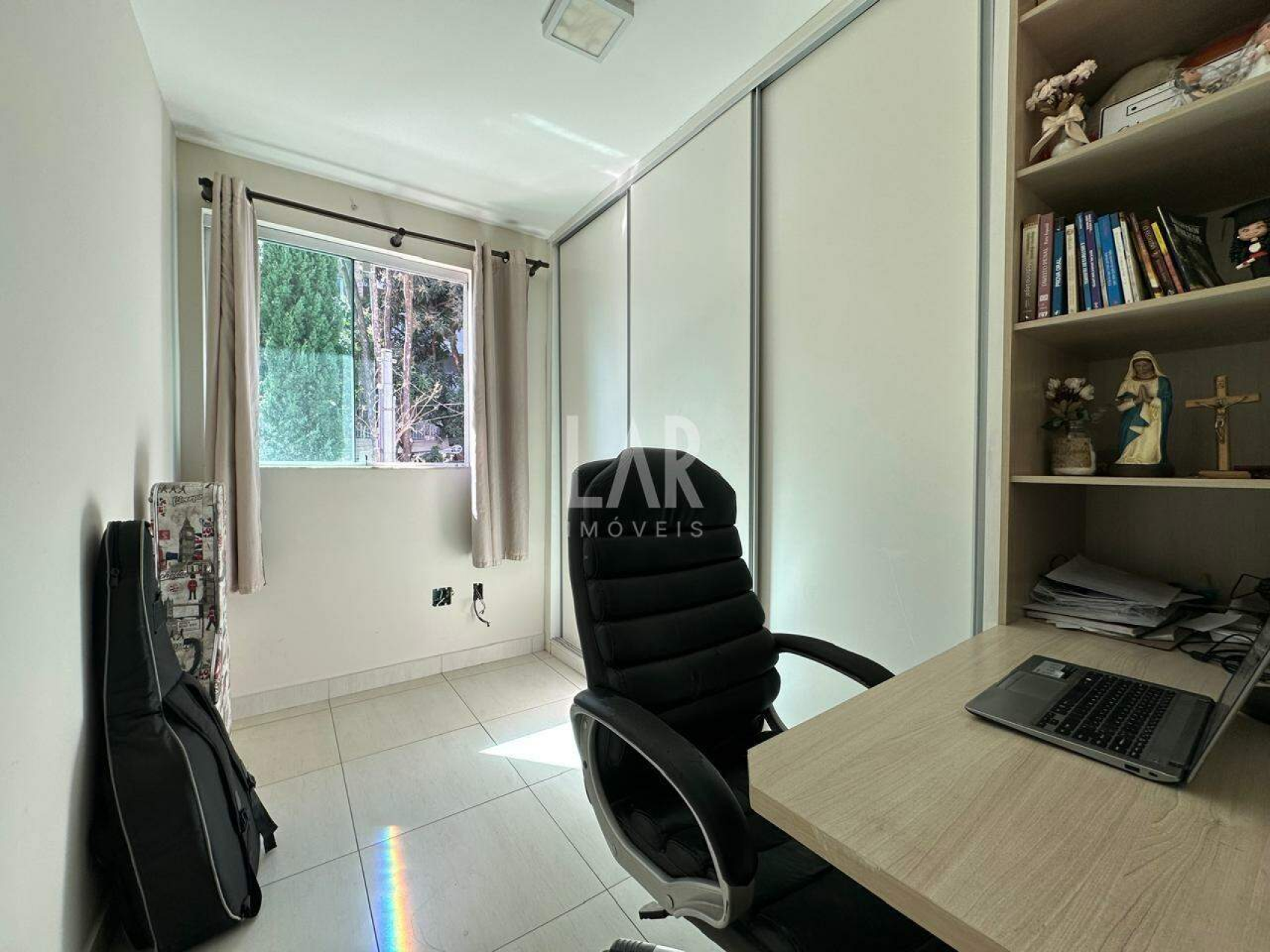 Casa Geminada de 2 quartos à venda, Santa Amélia, Belo Horizonte - MG