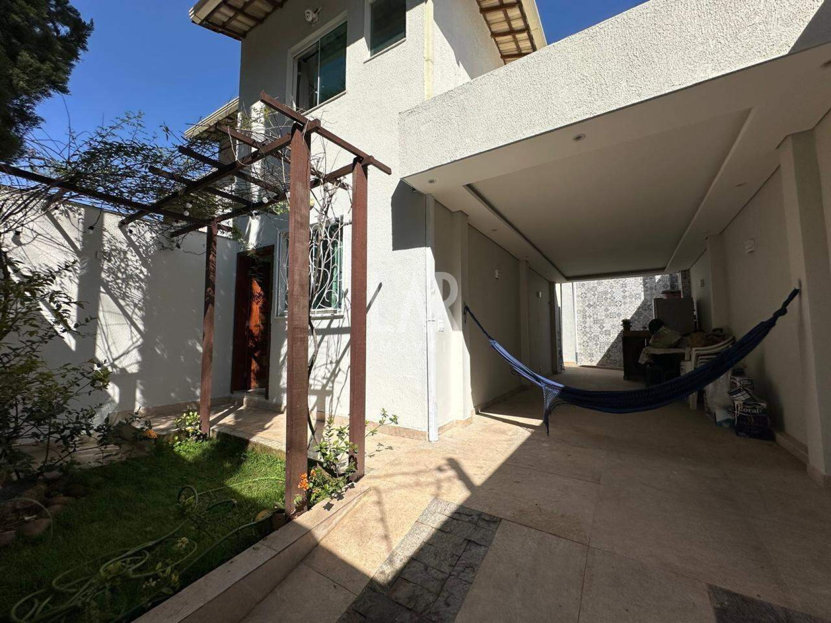 Casa Geminada de 2 quartos à venda, Santa Amélia, Belo Horizonte - MG