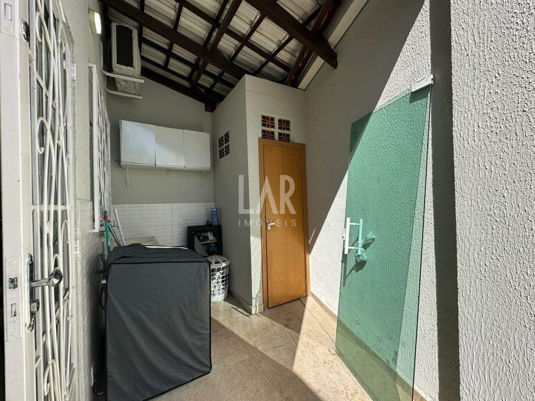 Casa Geminada de 2 quartos à venda, Santa Amélia, Belo Horizonte - MG