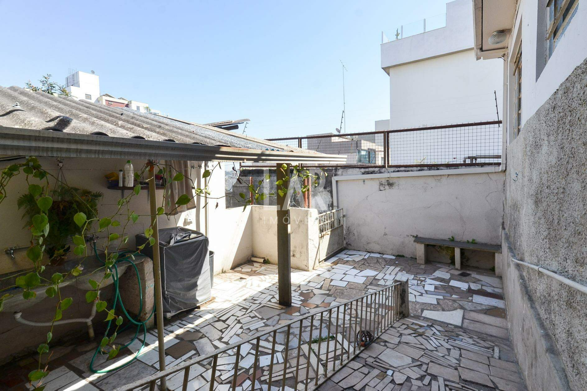 Casa de 5 quartos à venda, Alto Barroca, Belo Horizonte - MG