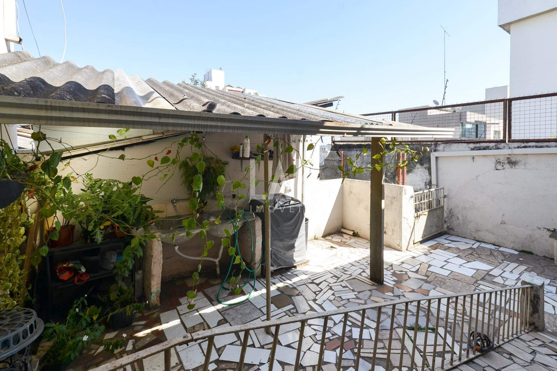 Casa de 5 quartos à venda, Alto Barroca, Belo Horizonte - MG