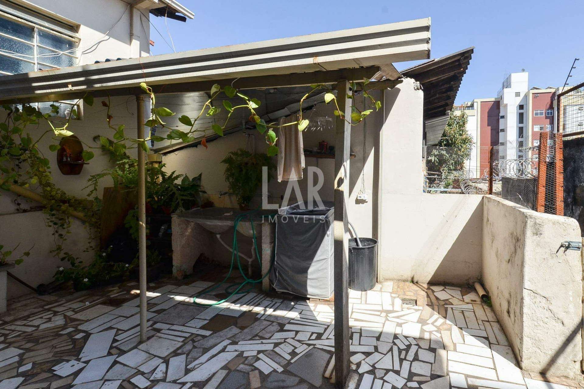 Casa de 5 quartos à venda, Alto Barroca, Belo Horizonte - MG